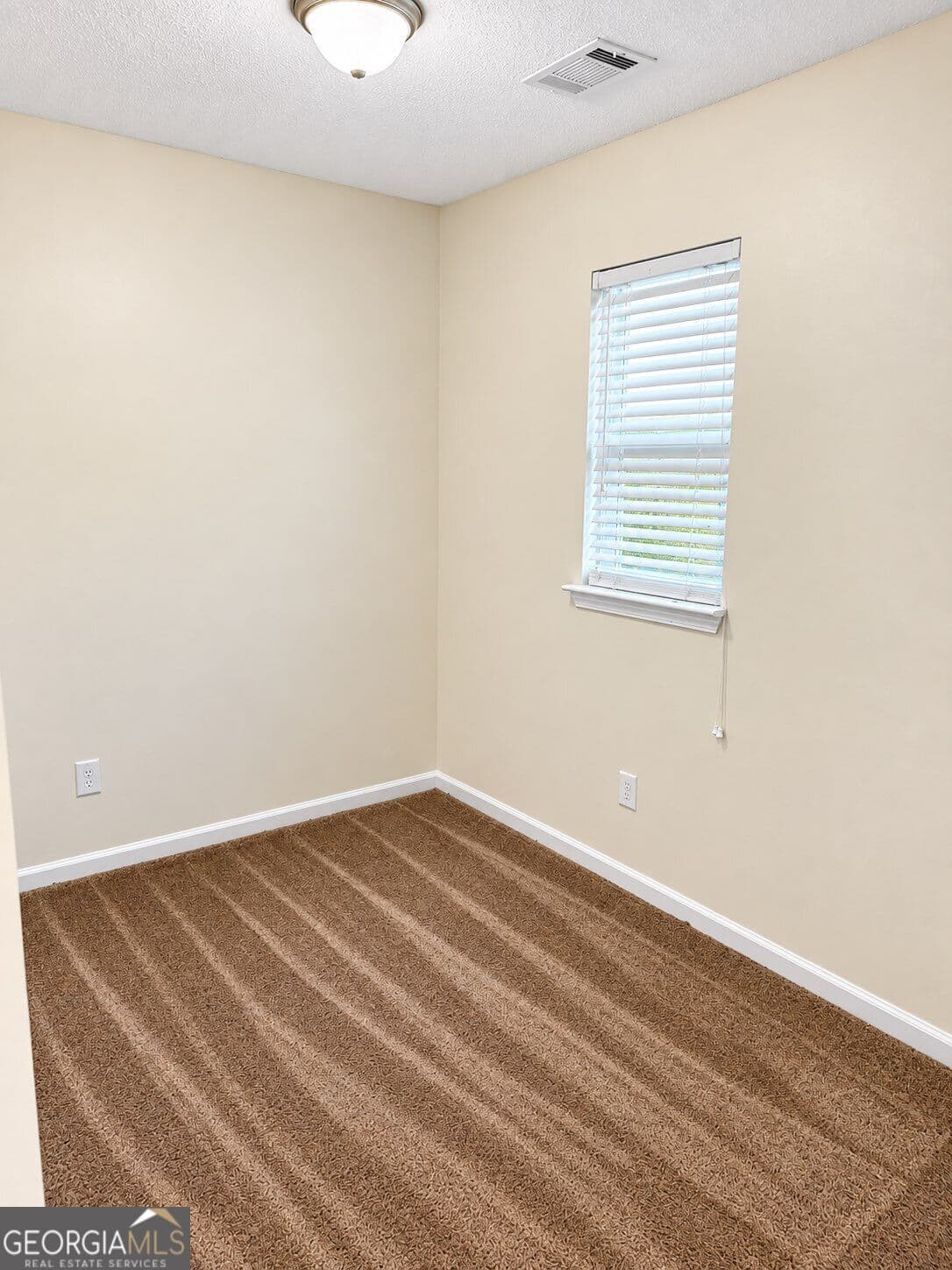 3 bedroom, 2.5 bathroom, 1,613 sq ft townhouse for rent at 7632 Rutgers Circle, Fairburn, GA 30213 for $2,000 a month — photo 10