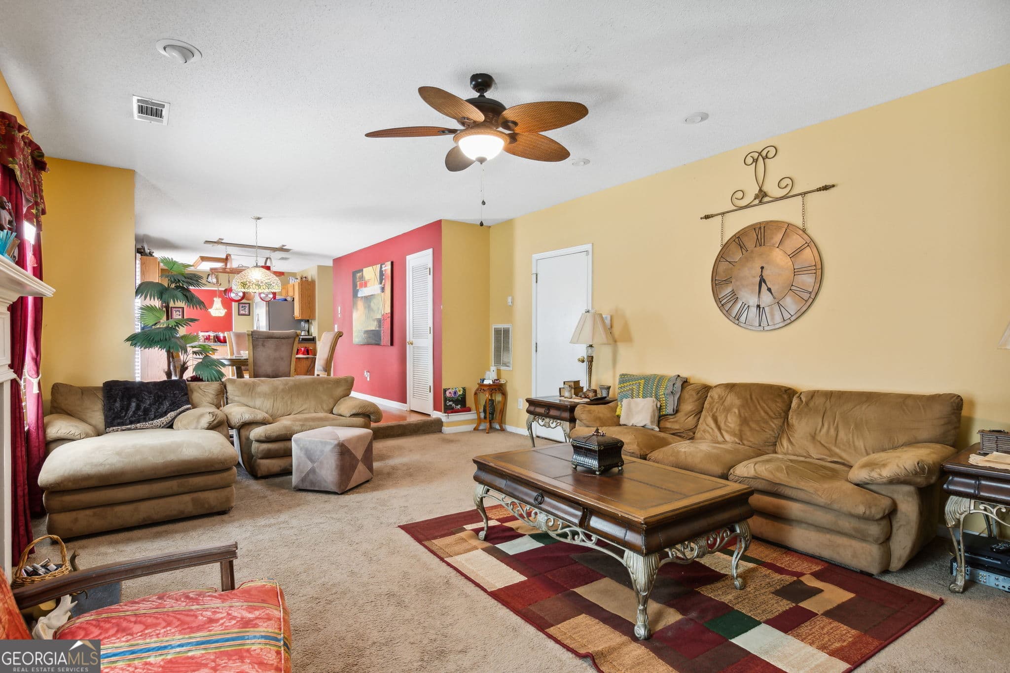5 bedroom, 3 bathroom, 2,914 sq ft single family residence for sale at 3993 Smithfield Lane, Ellenwood, GA 30294 — photo 9