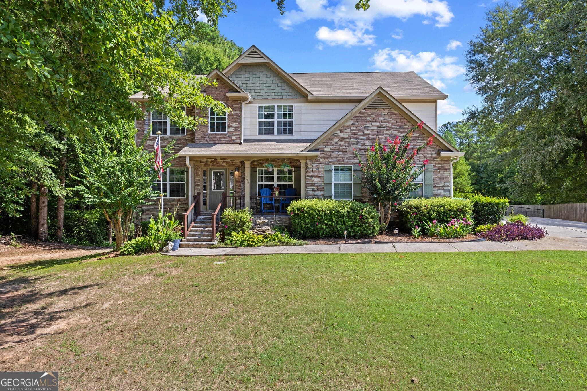 6 bedroom, 3 bathroom, 3,915 sq ft single family residence for sale at 178 Shoal Park Drive, Mcdonough, GA 30252