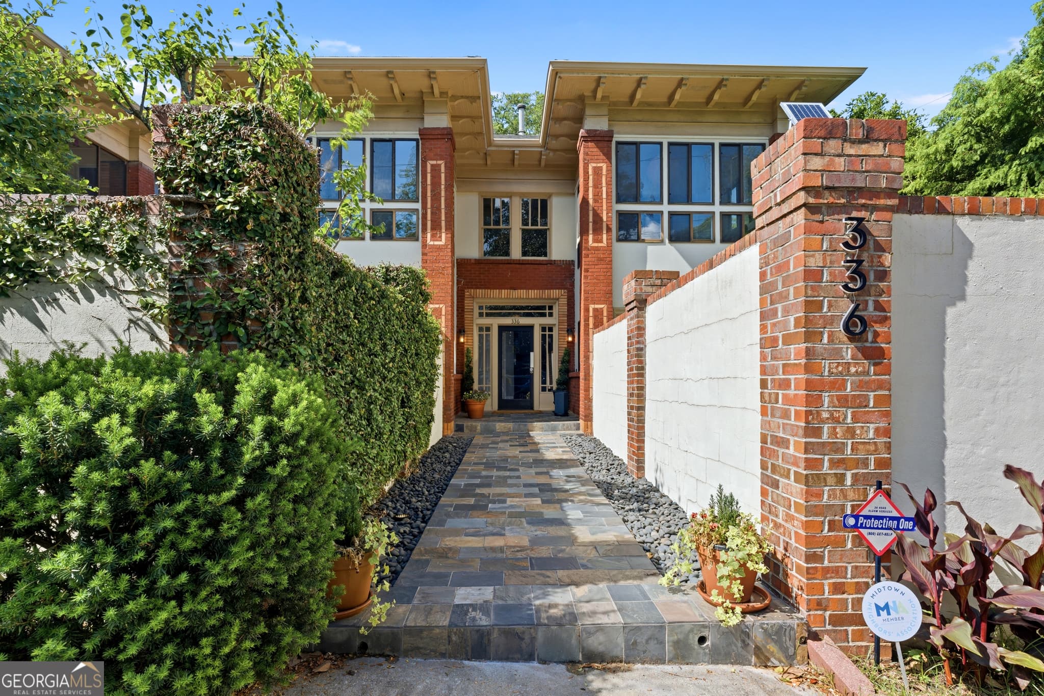 2 bedroom, 1.5 bathroom, 1,090 sq ft condominium sold at 336 5th Street 4, Atlanta, GA 30308