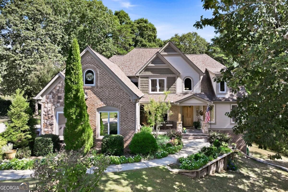 4 bedroom, 4 bathroom, 3,359 sq ft single family residence for sale at 3661 Grandview Drive, Gainesville, GA 30506 — photo 3