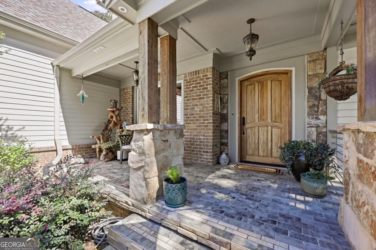 4 bedroom, 4 bathroom, 3,359 sq ft single family residence for sale at 3661 Grandview Drive, Gainesville, GA 30506 — photo 5