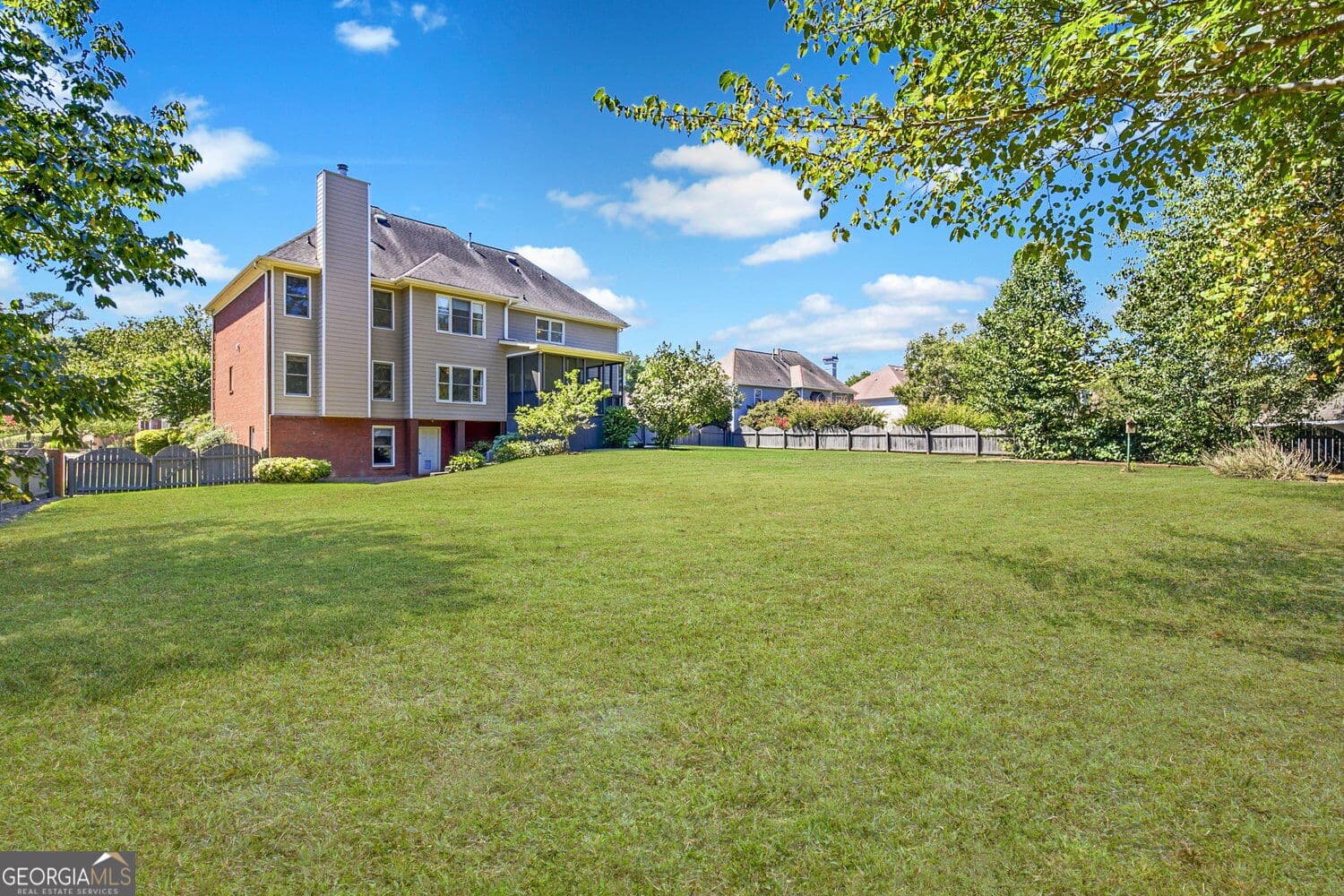 6 bedroom, 5.5 bathroom, 4,783 sq ft single family residence for sale at 2018 Paper Birch Cove, Grayson, GA 30017 — photo 2