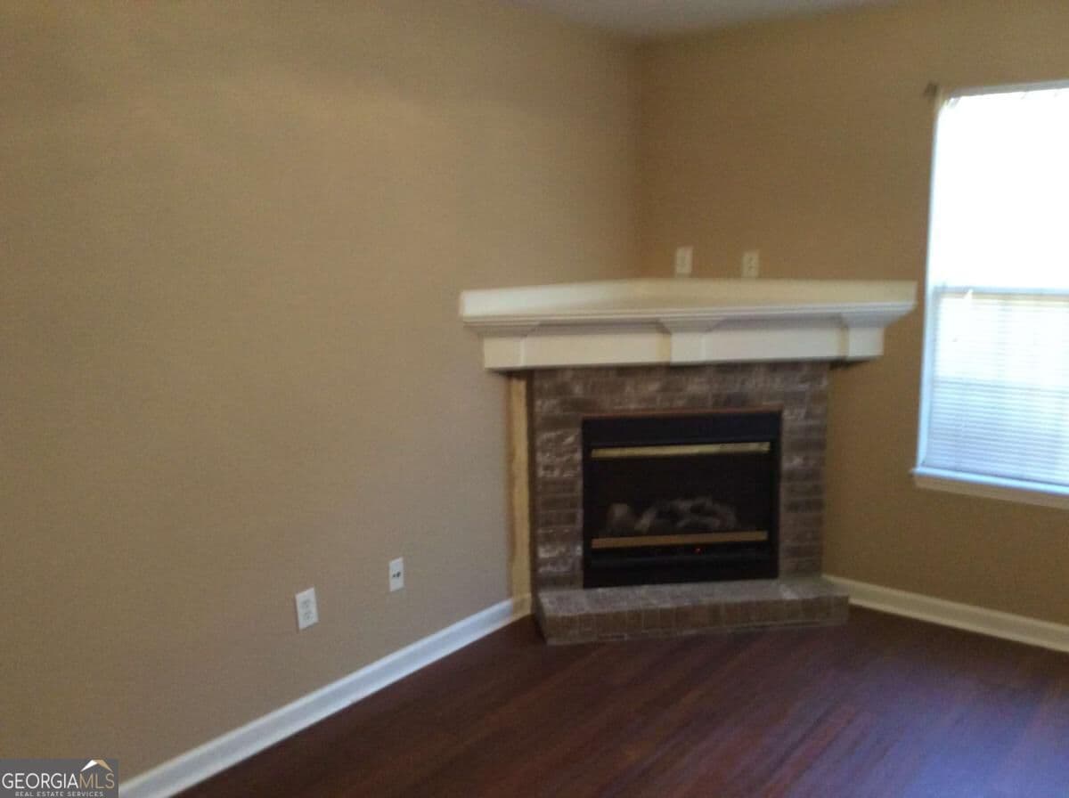 2 bedroom, 2.5 bathroom townhouse for rent at 890 S Highway 42 A2, Jackson, GA 30233 for $1,425 a month — photo 3