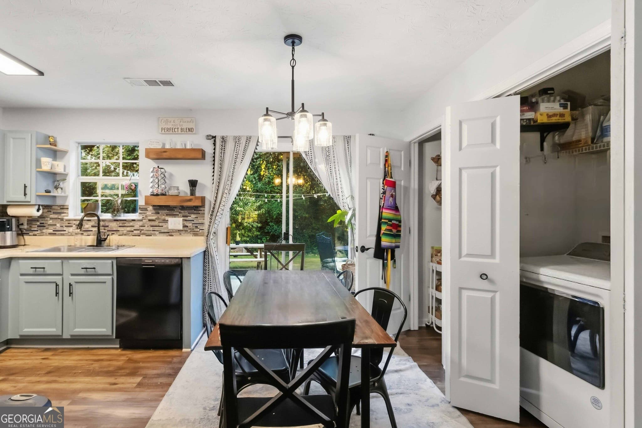 4 bedroom, 2.5 bathroom, 1,559 sq ft single family residence for sale at 336 Clearsprings Drive, Lawrenceville, GA 30046 — photo 7