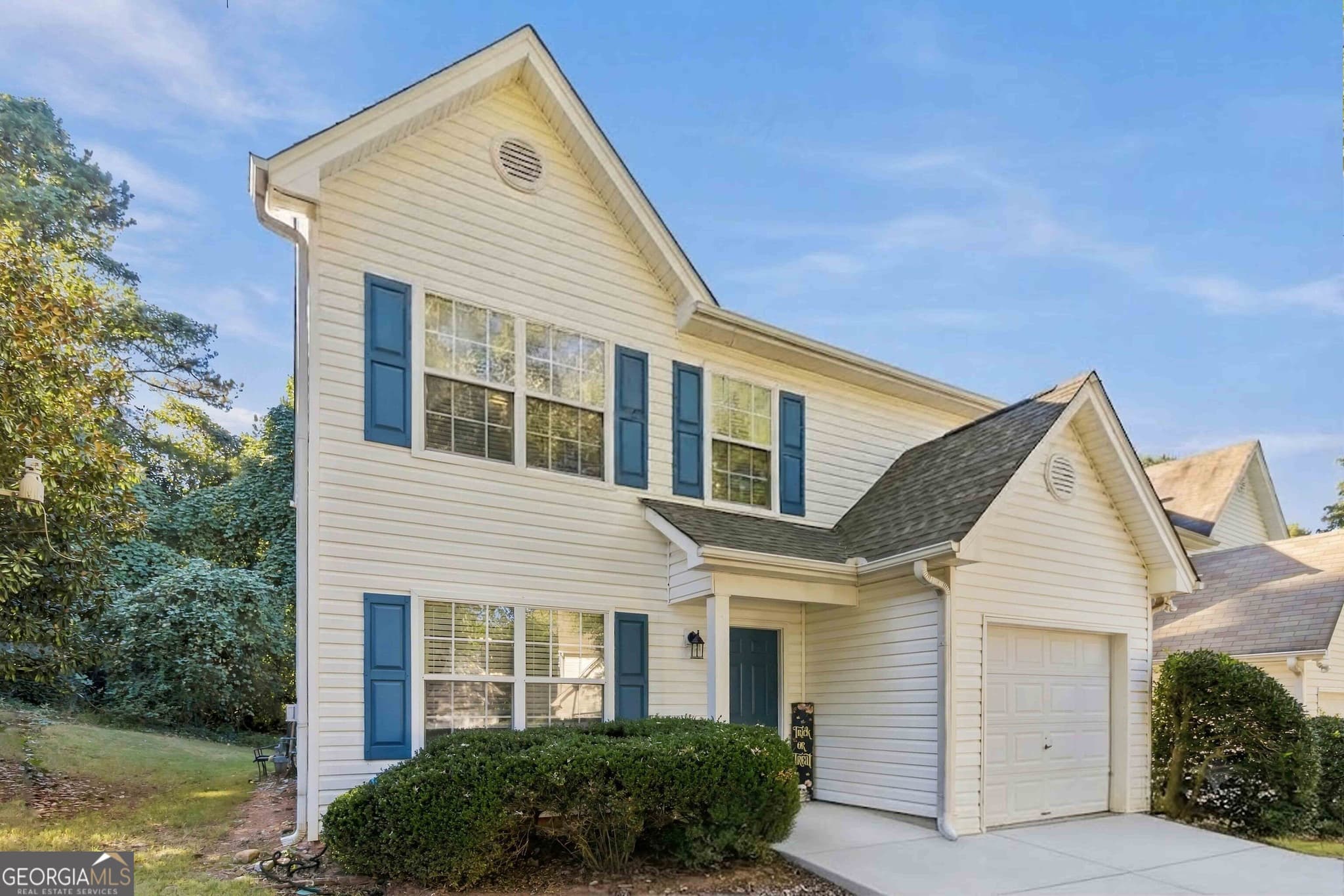 4 bedroom, 2.5 bathroom, 1,559 sq ft single family residence for sale at 336 Clearsprings Drive, Lawrenceville, GA 30046 — photo 3