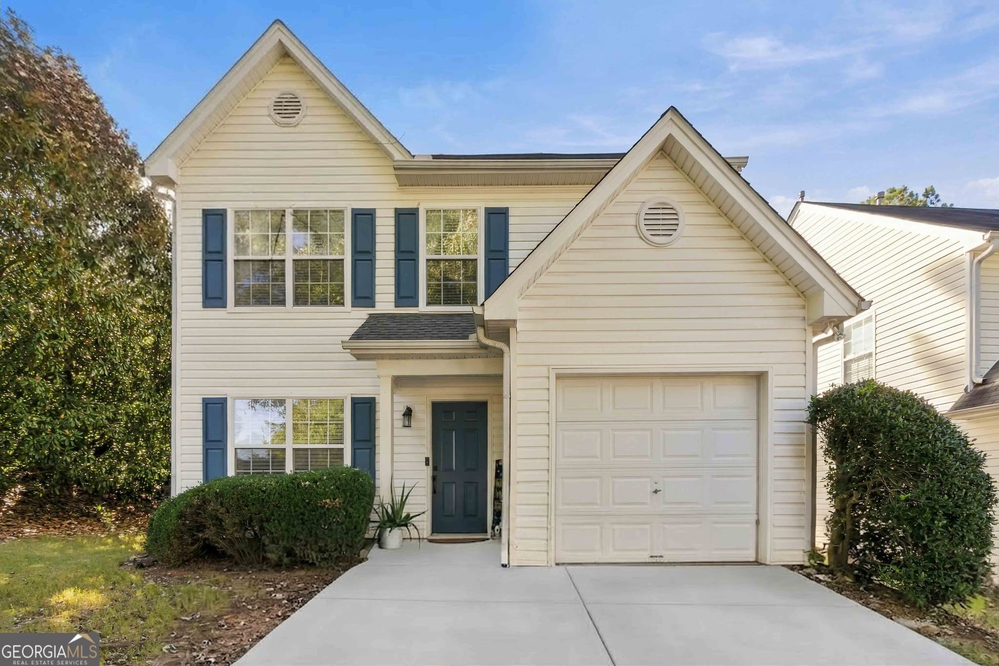4 bedroom, 2.5 bathroom, 1,559 sq ft single family residence for sale at 336 Clearsprings Drive, Lawrenceville, GA 30046 — photo 1 of 23