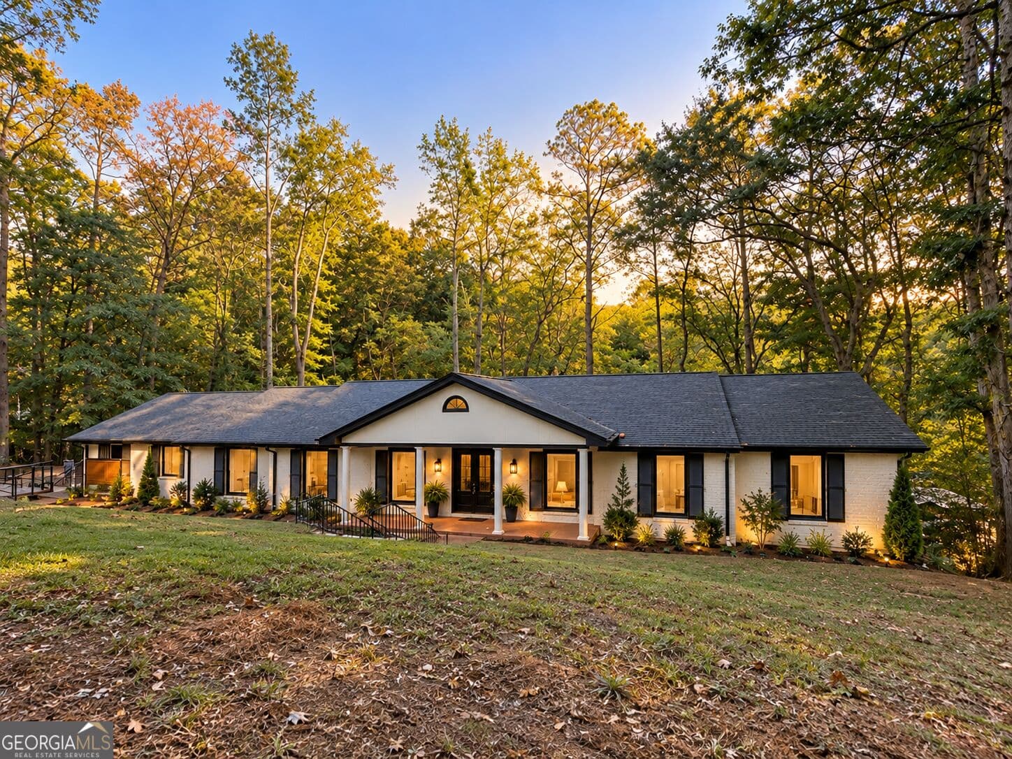 5 bedroom, 4 bathroom, 4,226 sq ft single family residence for sale at 360 Glenwood Drive, Athens, GA 30606 — photo 1 of 28