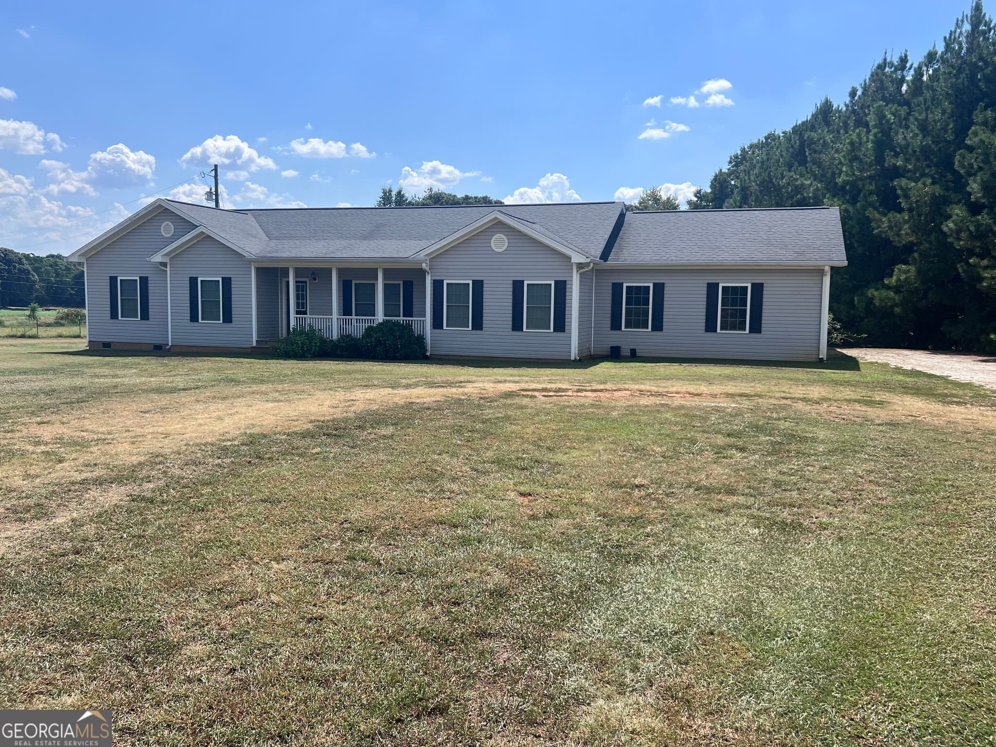 4 bedroom, 2 bathroom, 1,983 sq ft single family residence for rent at 135 Hunt Road, Martin, GA 30557 for $2,150 a month