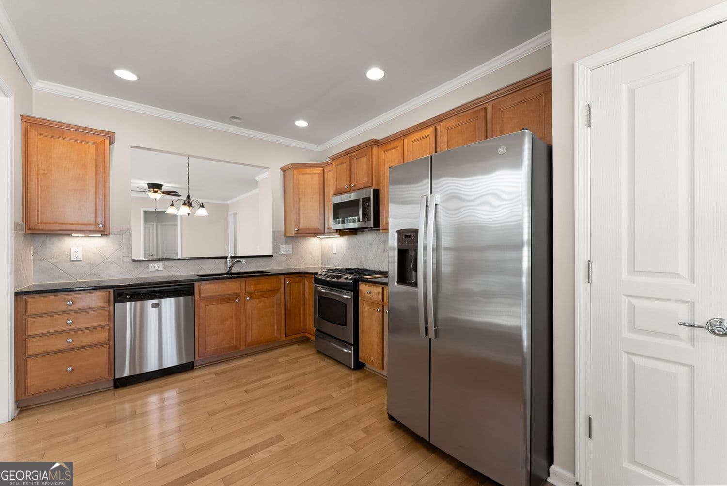 2 bedroom, 2 bathroom, 1,218 sq ft townhouse for sale at 6142 Longleaf Drive, Hoschton, GA 30548 — photo 9