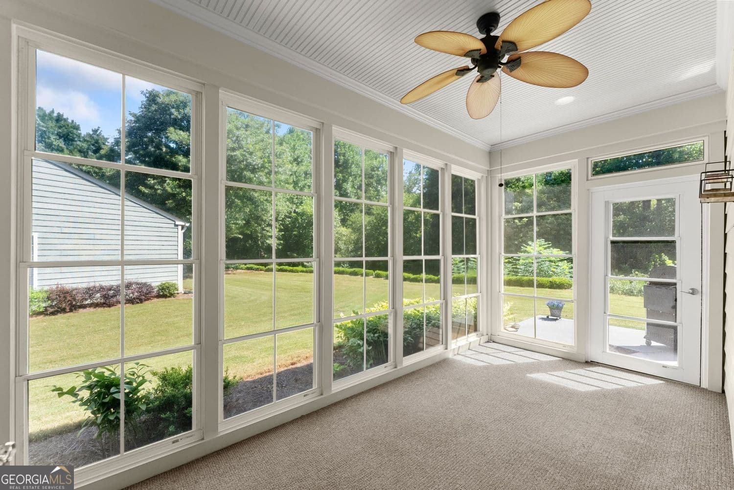 2 bedroom, 2 bathroom, 1,218 sq ft townhouse for sale at 6142 Longleaf Drive, Hoschton, GA 30548 — photo 4