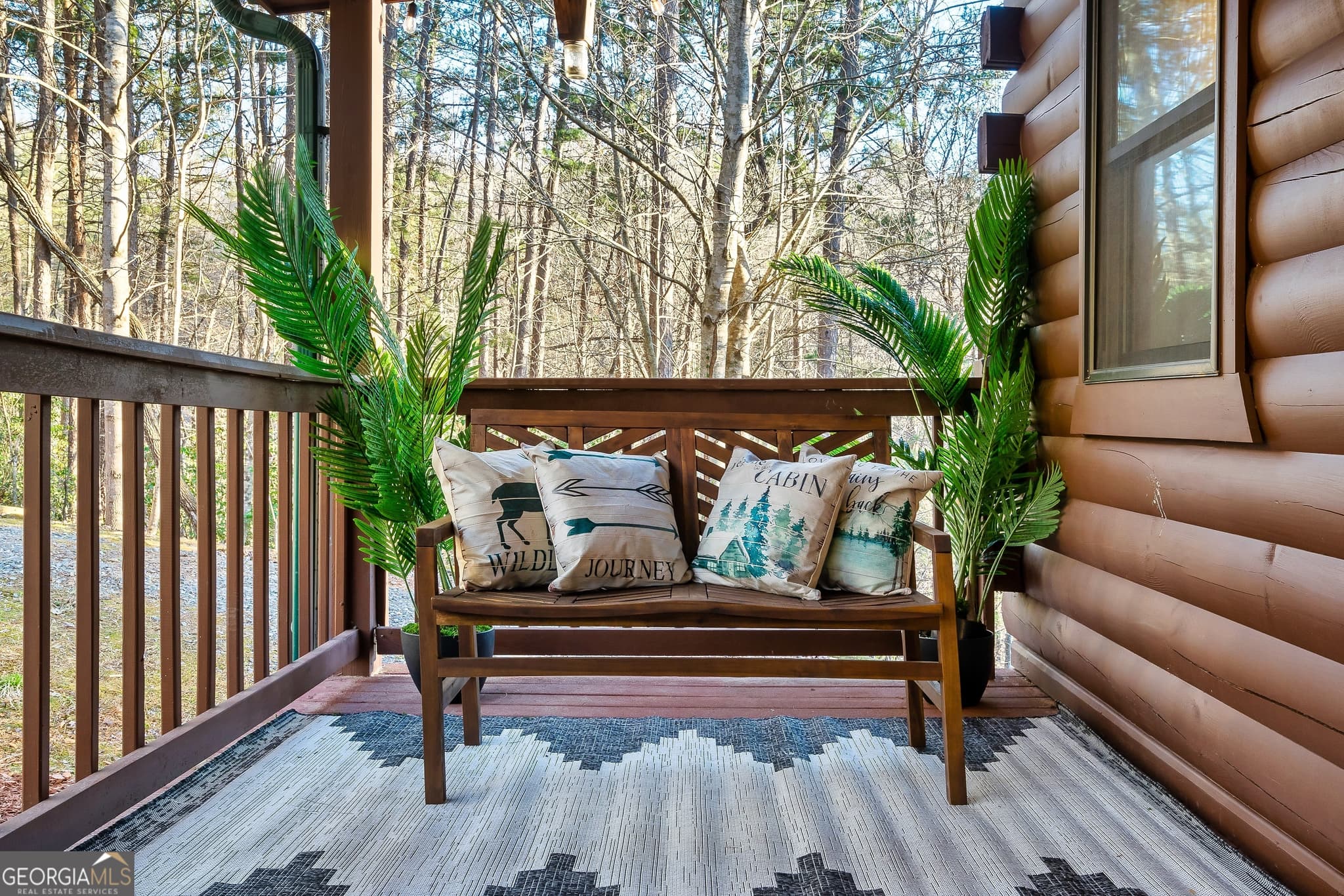 4 bedroom, 3.5 bathroom, 2,500 sq ft cabin,single family residence for sale at 239 Ernest Alta Circle, Blue Ridge, GA 30513 — photo 6