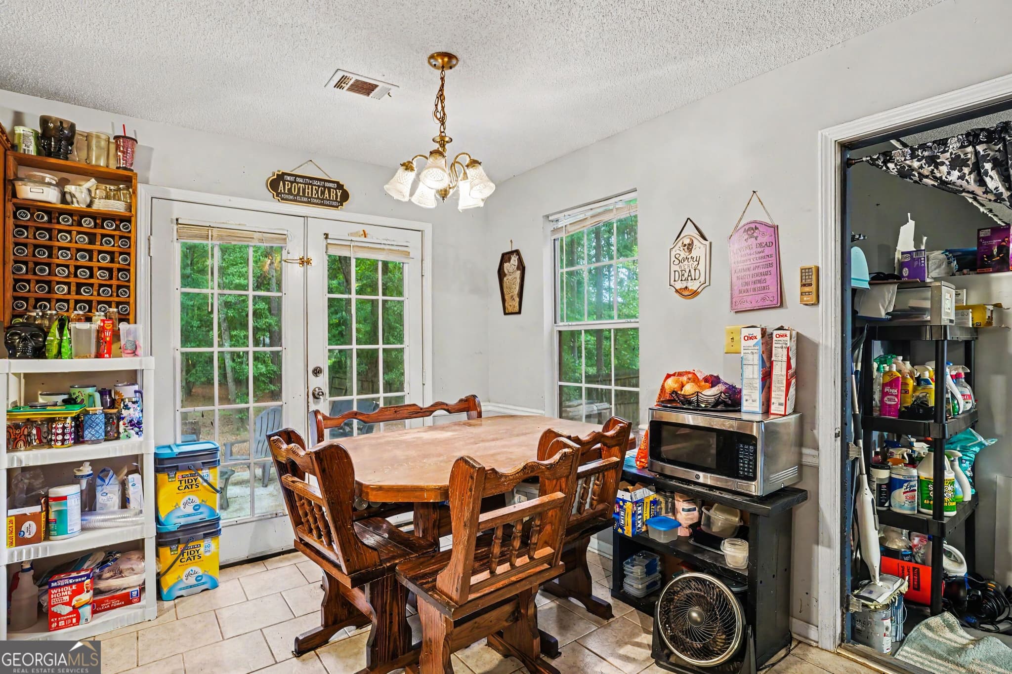 3 bedroom, 2 bathroom, 1,435 sq ft single family residence for sale at 205 Woodcrest Drive, Covington, GA 30016 — photo 6