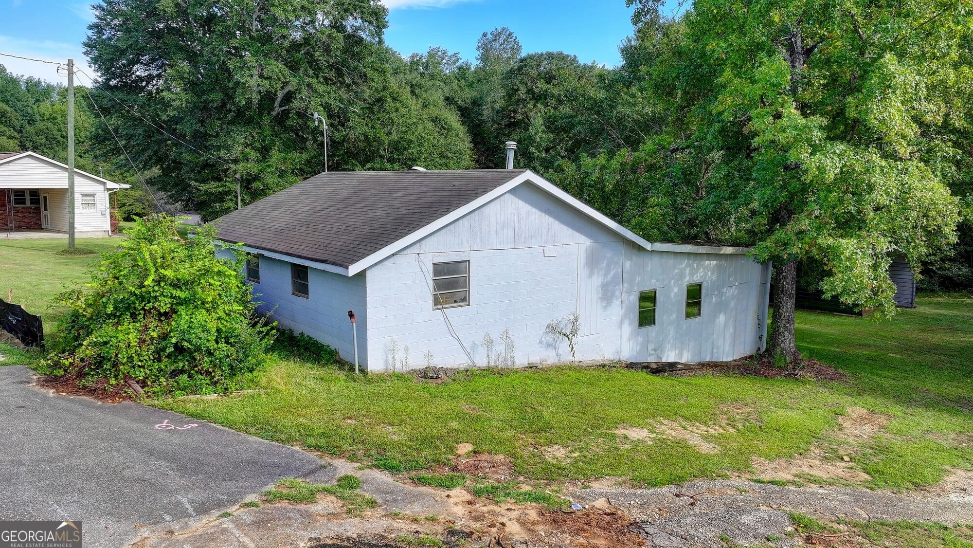 3 bedroom, 3 bathroom, 1,582 sq ft single family residence for sale at 5680 Abbotts Bridge Road, Johns Creek, GA 30097 — photo 10