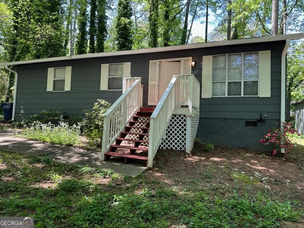 3 bedroom, 1 bathroom, 1,032 sq ft single family residence for rent at 4245 Marjorie Road, Snellville, GA 30039 for $1,750 a month — photo 1 of 1