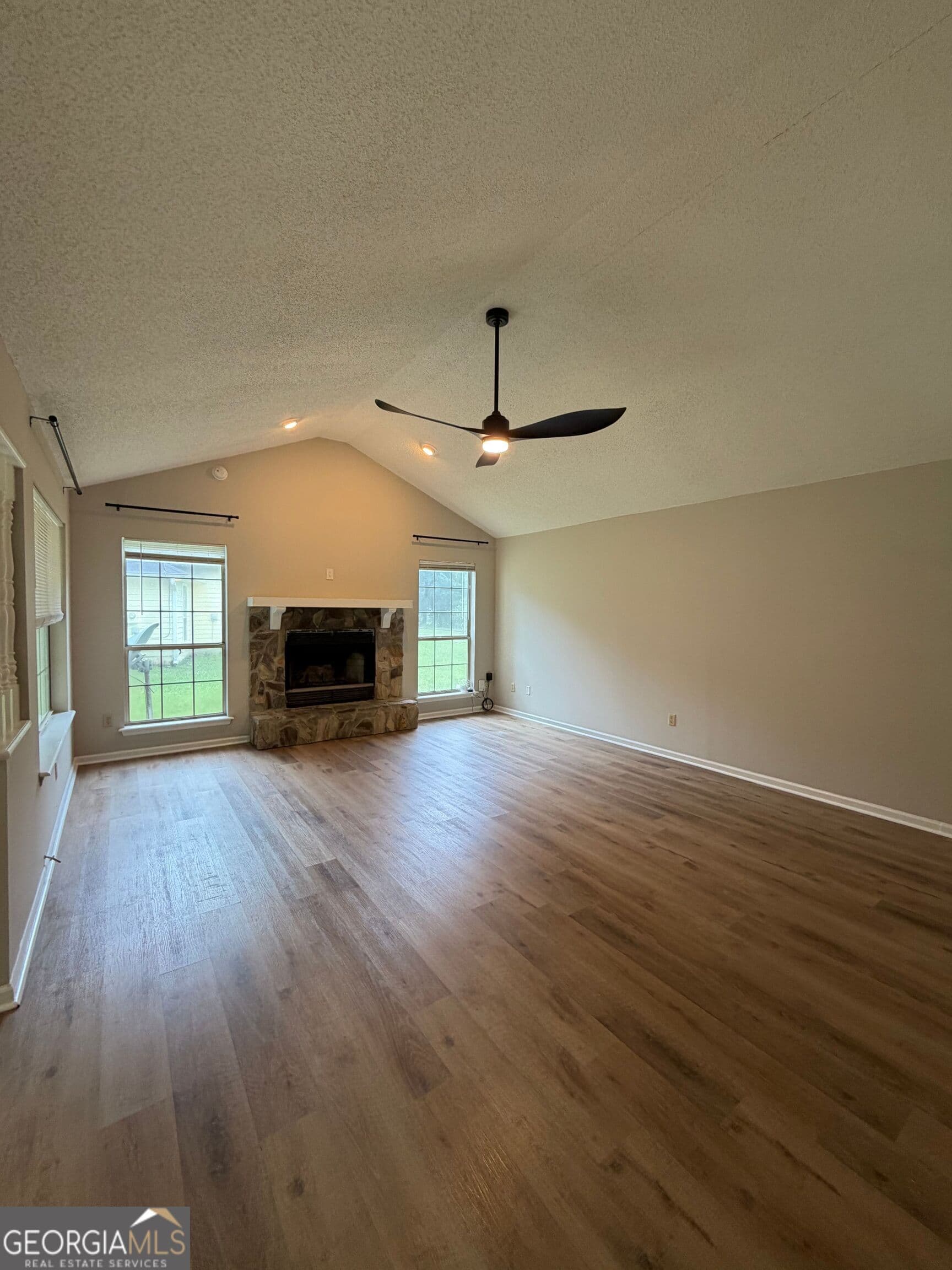 3 bedroom, 2 bathroom, 1,698 sq ft single family residence for rent at 453 Mallard Pointe Drive, Woodbine, GA 31569 for $1,750 a month — photo 9