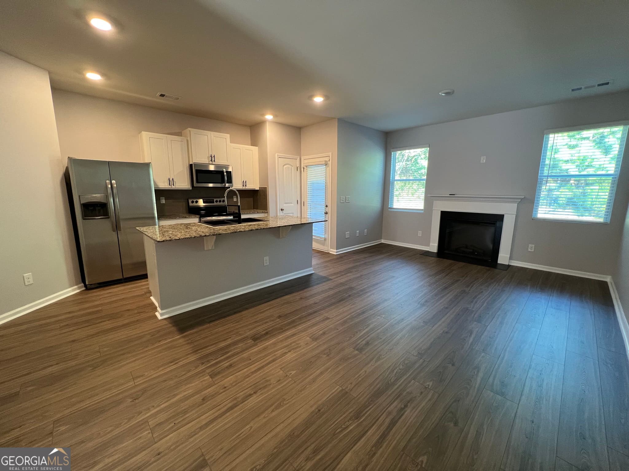 3 bedroom, 2.5 bathroom, 1,500 sq ft single family residence for rent at 67 Chastain Circle, Newnan, GA 30263 for $1,900 a month — photo 4