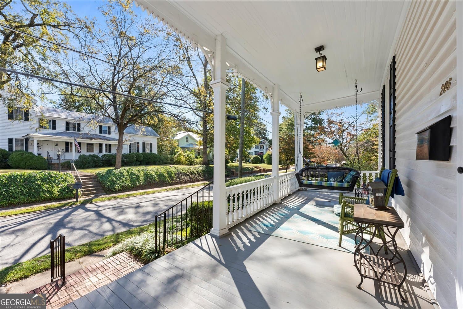 3 bedroom, 3 bathroom, 2,351 sq ft single family residence for sale at 206 S Alexander Avenue, Washington, GA 30673 — photo 3