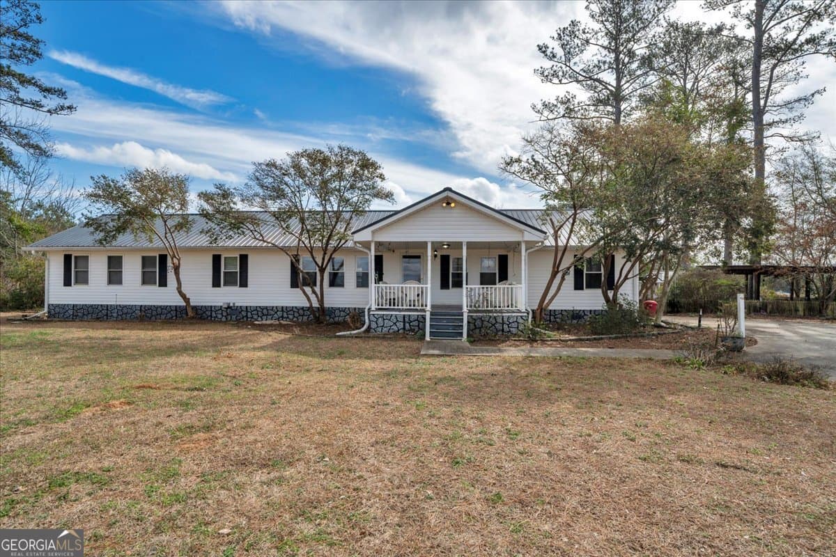 3 bedroom, 3 bathroom, 2,672 sq ft manufactured home,single family residence for sale at 10780 Highway 112, Irwinton, GA 31042 — photo 3