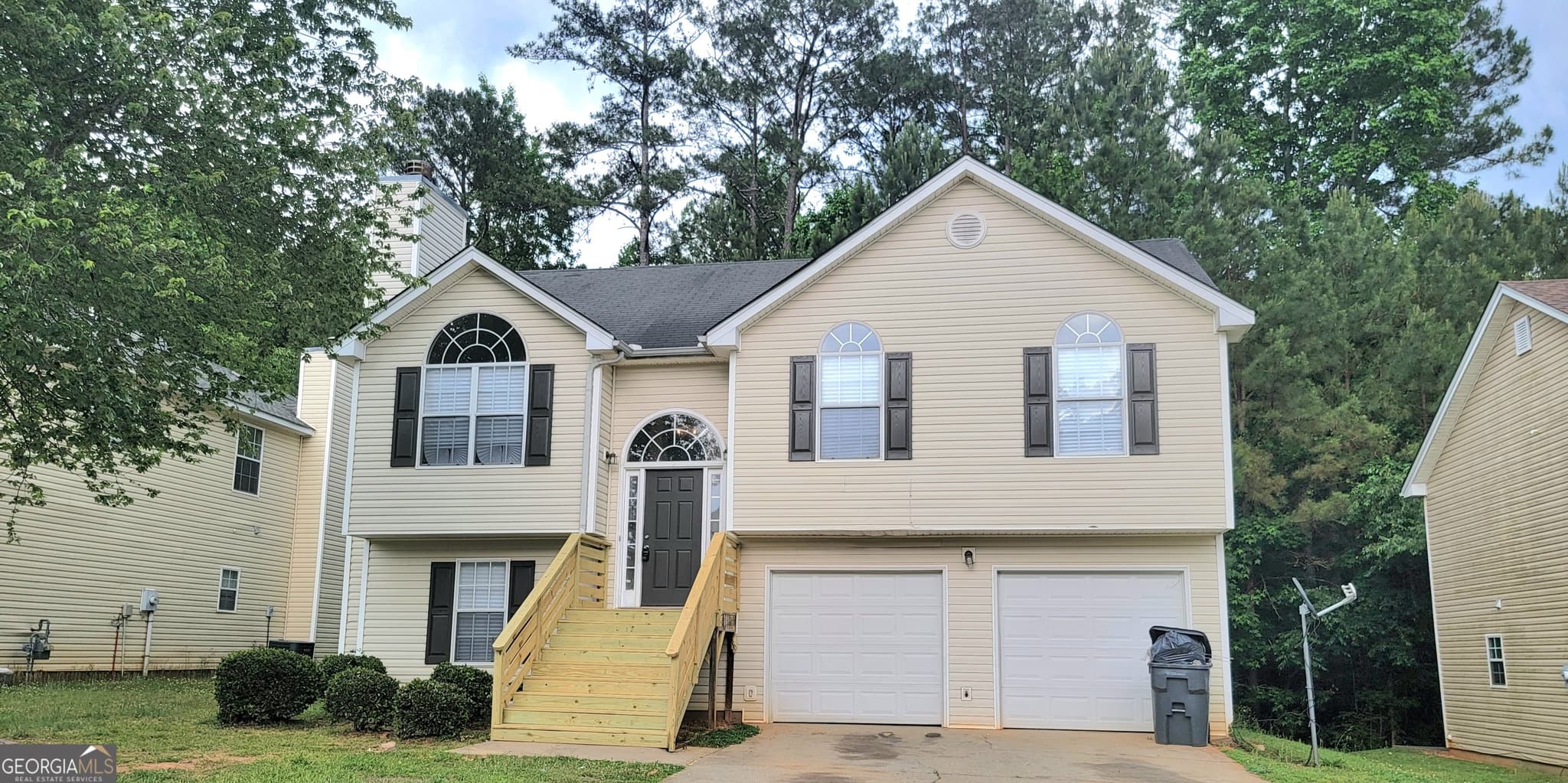 5 bedroom, 2 bathroom, 1,900 sq ft single family residence for rent at 3206 Diamond Bluff, Union City, GA 30291 for $2,050 a month — photo 1 of 1