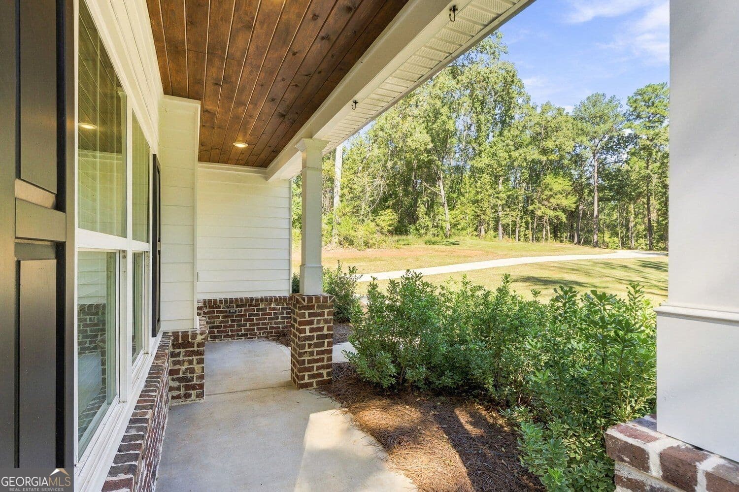 5 bedroom, 3 bathroom, 2,700 sq ft single family residence for sale at 1604 English Road, Forsyth, GA 31029 — photo 7