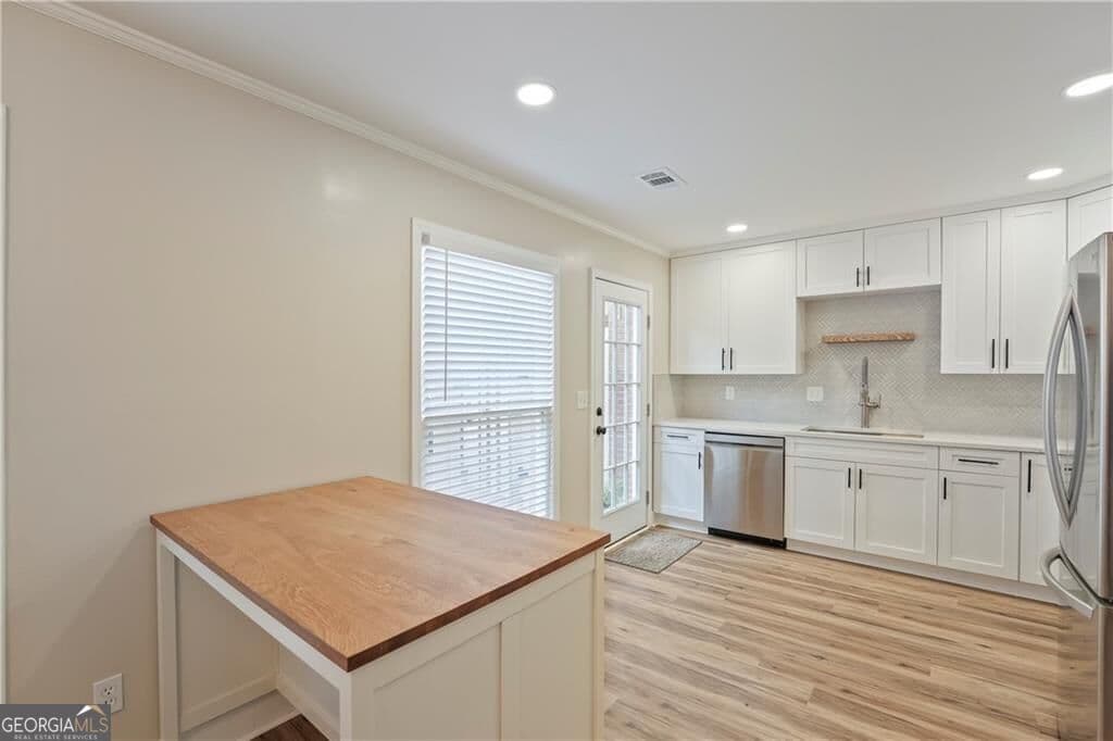 3 bedroom, 2.5 bathroom, 1,544 sq ft condominium for sale at 3550 Knotsberry Lane 3550, Duluth, GA 30096 — photo 5