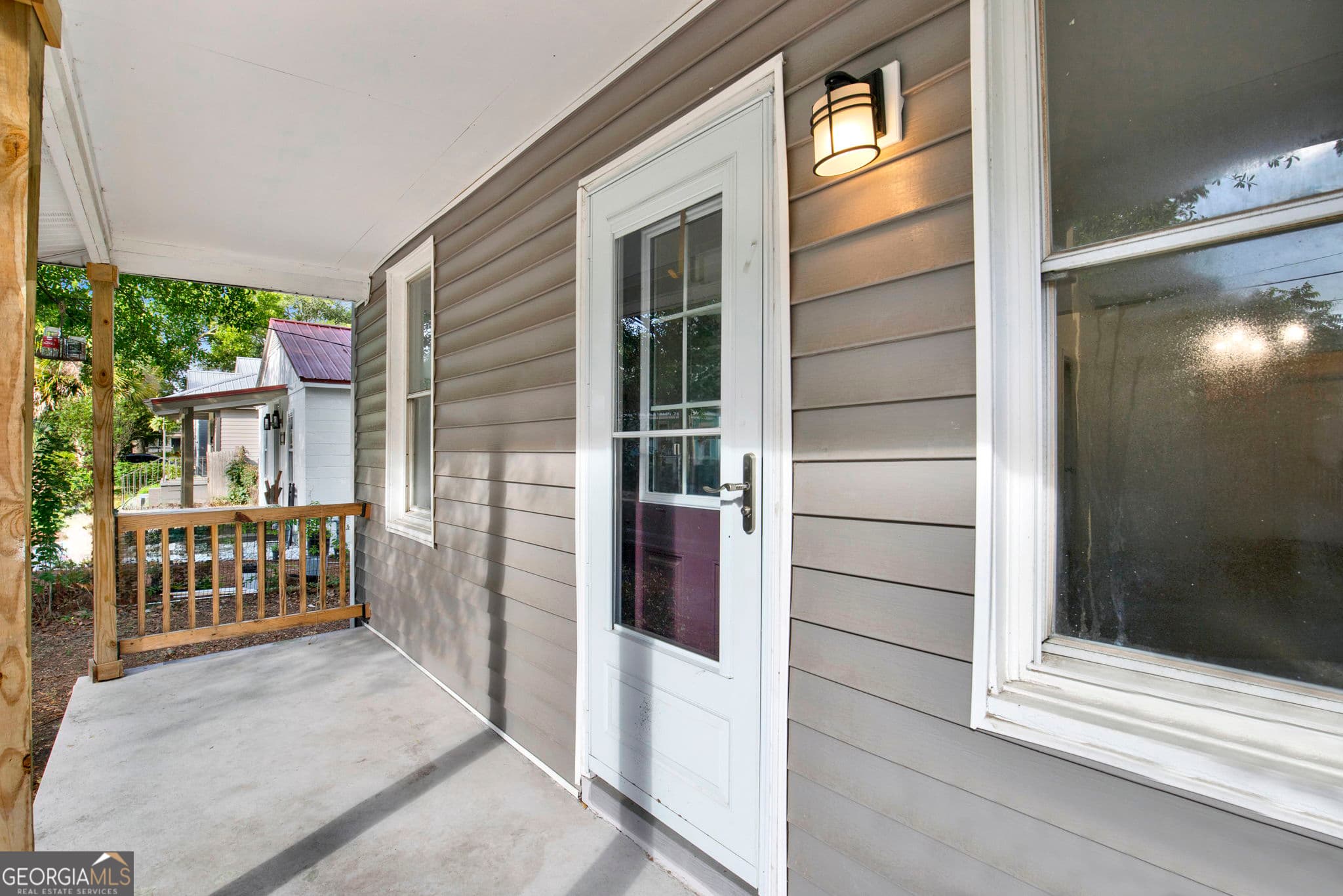 3 bedroom, 1.5 bathroom, 1,348 sq ft single family residence for sale at 1701 Grove Street, Savannah, GA 31401 — photo 6