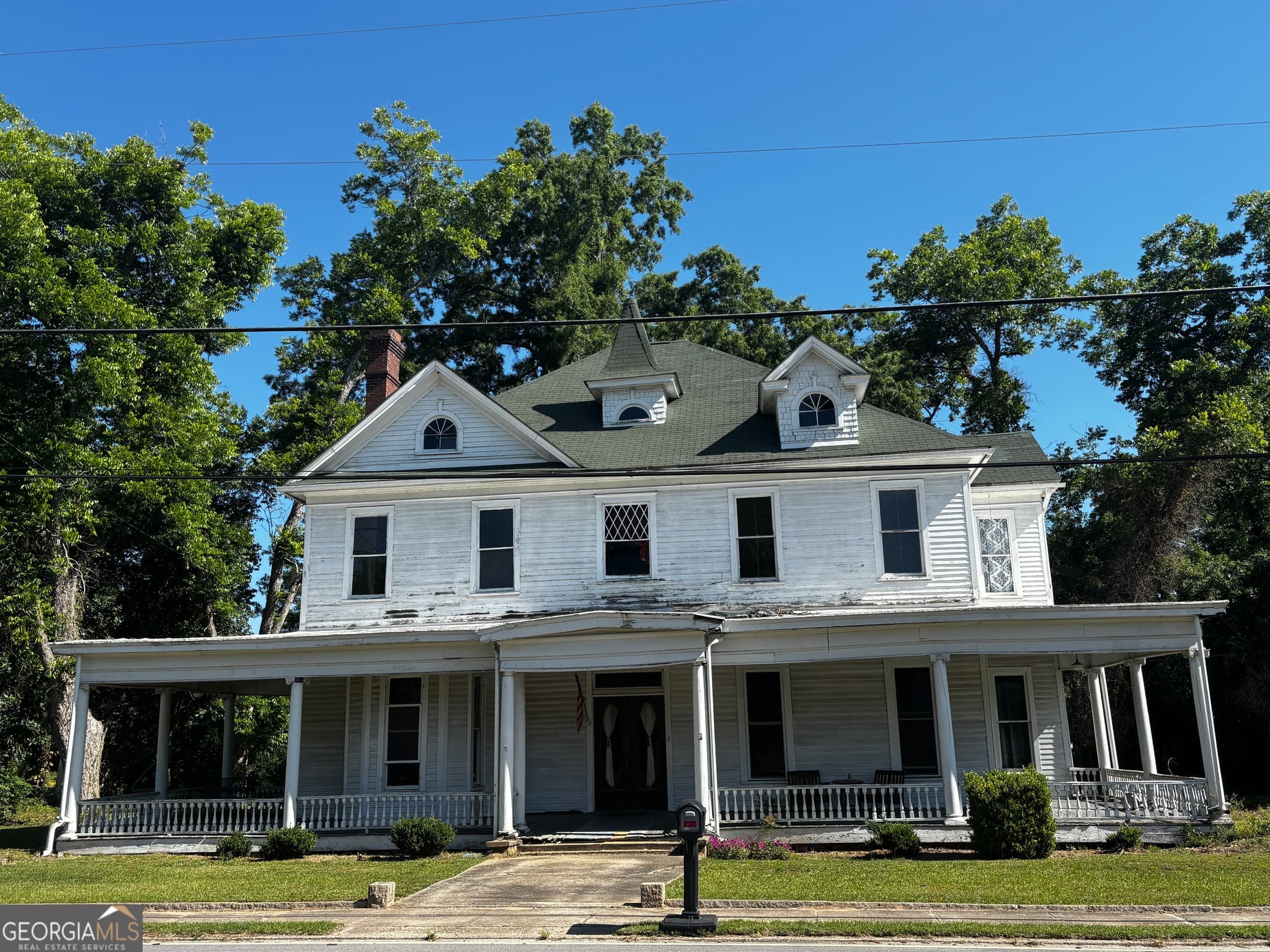 5 bedroom, 2 bathroom, 4,184 sq ft single family residence for sale at 316 Main Street, Warrenton, GA 30828