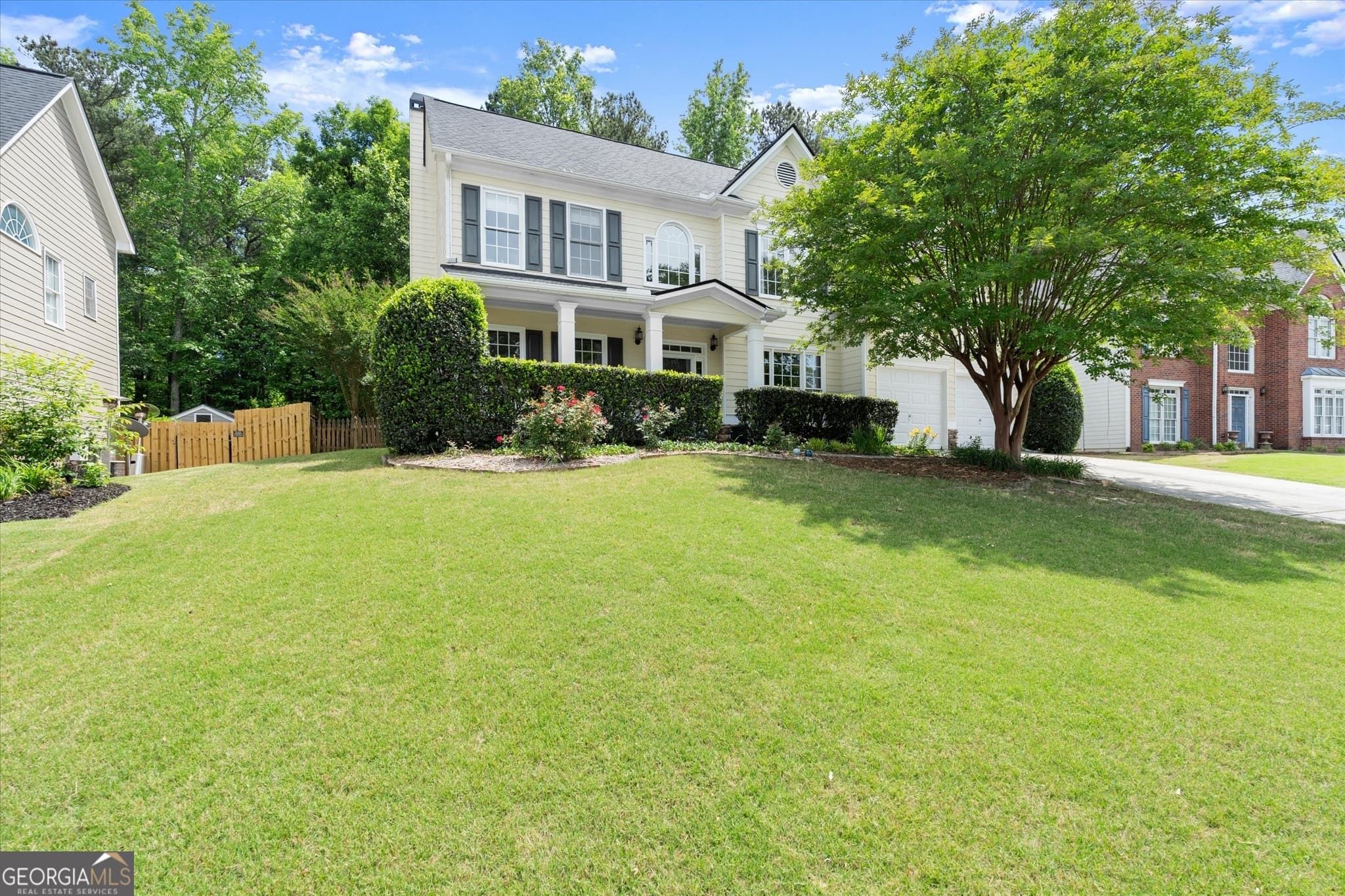 5 bedroom, 3 bathroom, 2,593 sq ft single family residence sold at 2041 Double Creek Drive, Powder Springs, GA 30127