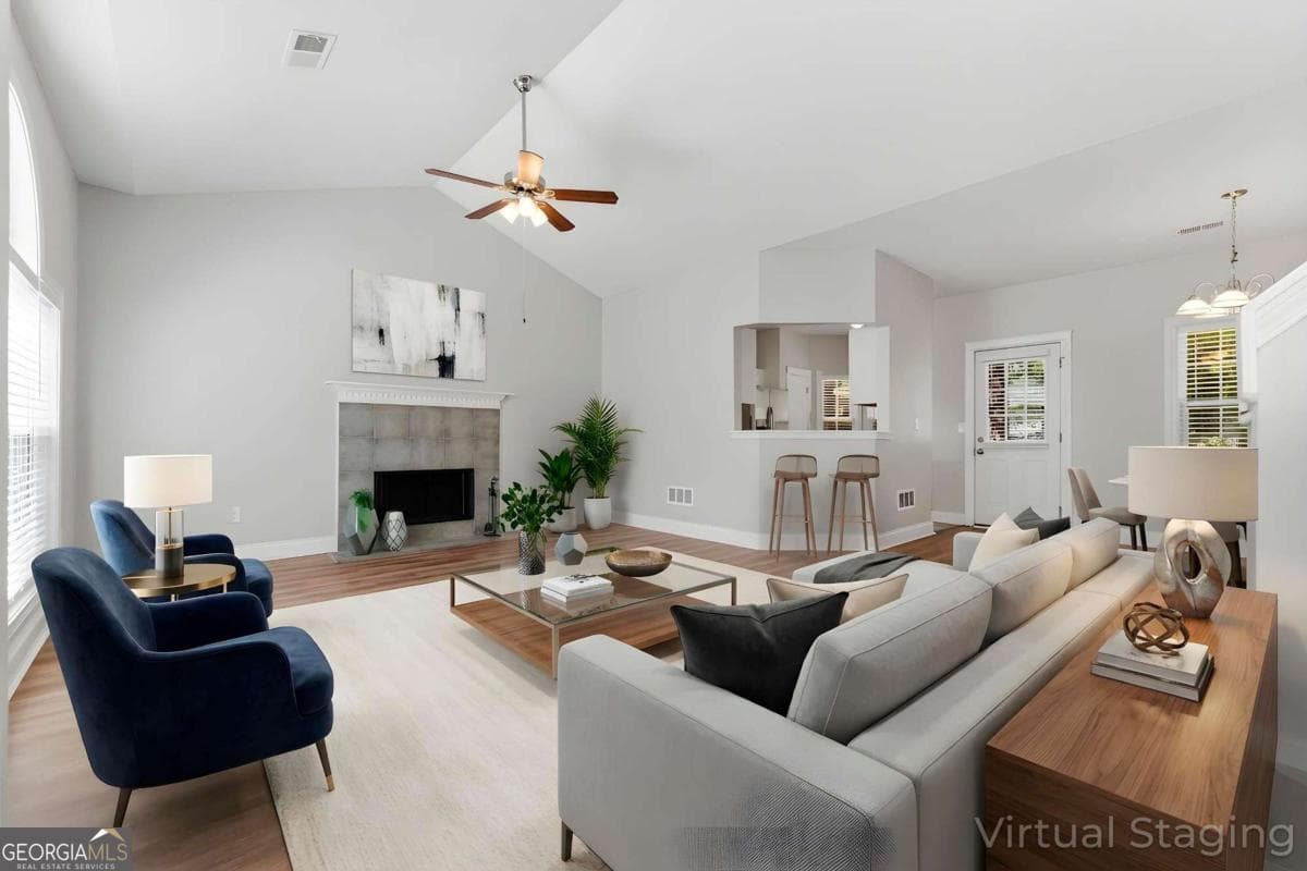 3 bedroom, 2.5 bathroom, 1,634 sq ft single family residence for sale at 3022 Lake Park Trail, Acworth, GA 30101 — photo 3