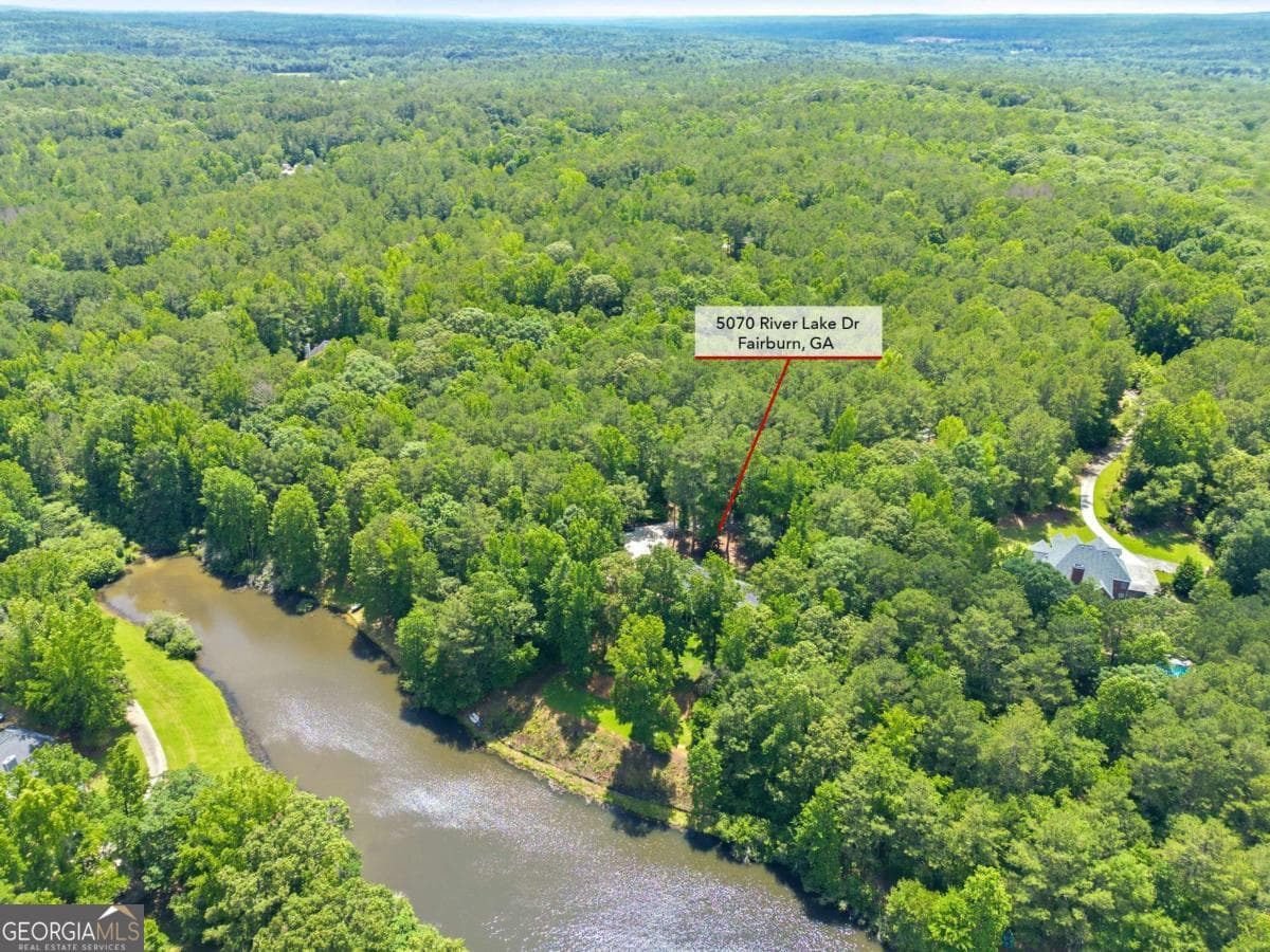 4 bedroom, 3 bathroom, 3,674 sq ft single family residence for sale at 5070 River Lake Drive, Chattahoochee Hills, GA 30213 — photo 8