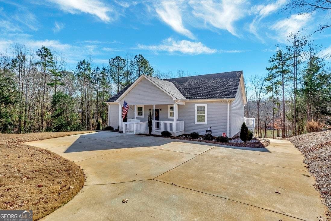 123 Harbor Lane, Townville, SC 29689 — most recent listing photo