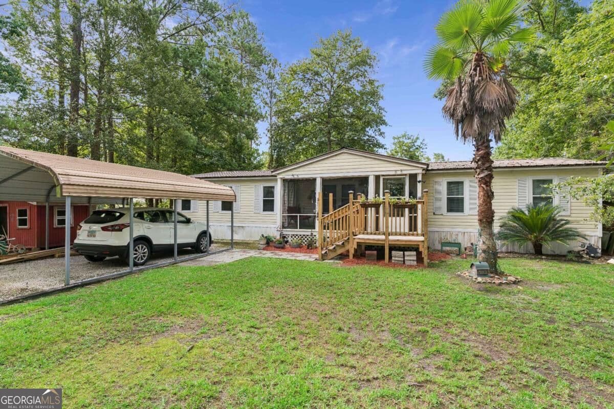 3 bedroom, 2 bathroom, 1,620 sq ft manufactured home,single family residence for sale at 215 Baumgardner Road, Brunswick, GA 31523