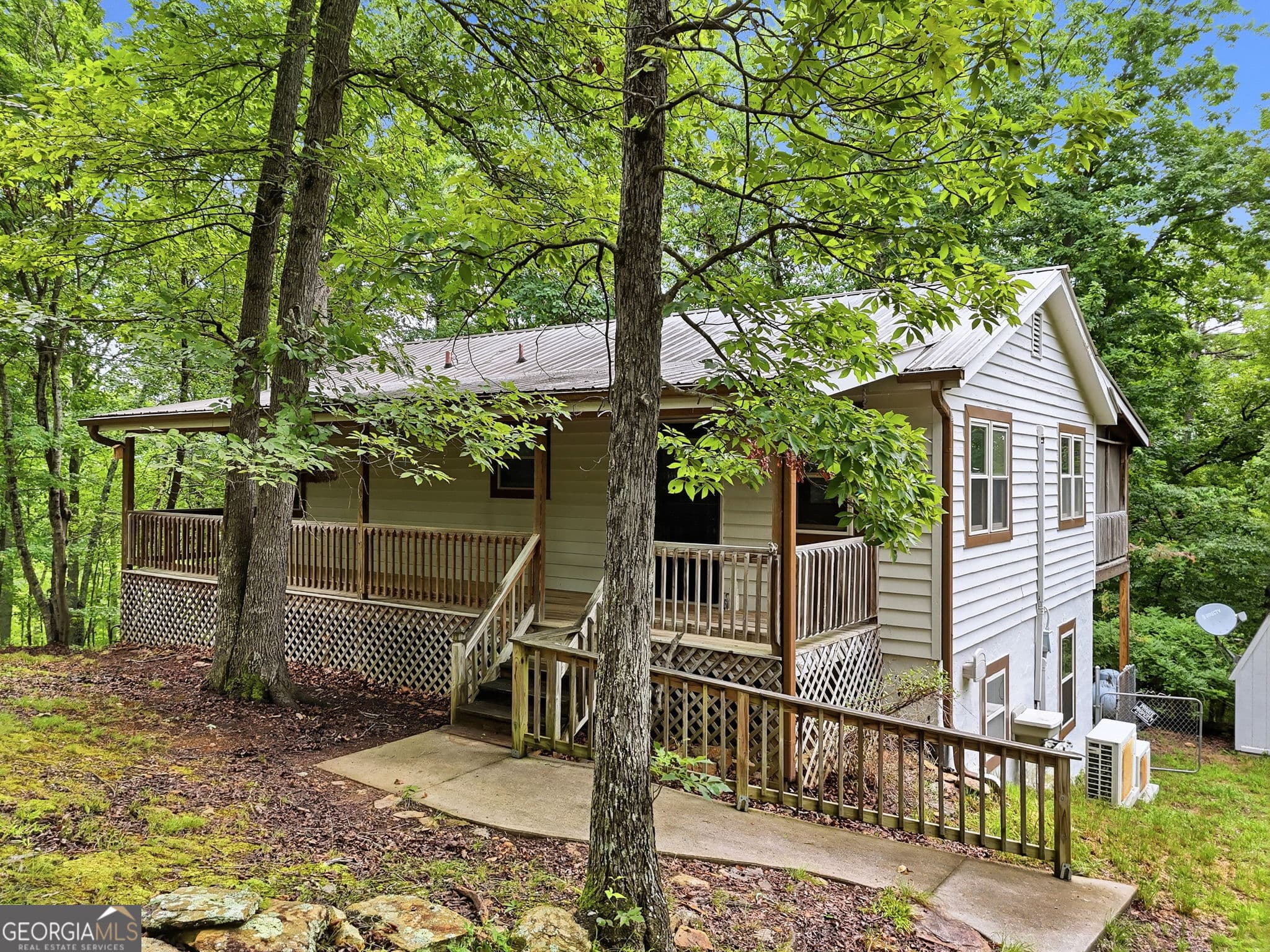 3 bedroom, 2 bathroom, 1,760 sq ft single family residence for sale at 903 Cane Court, Ranger, GA 30734