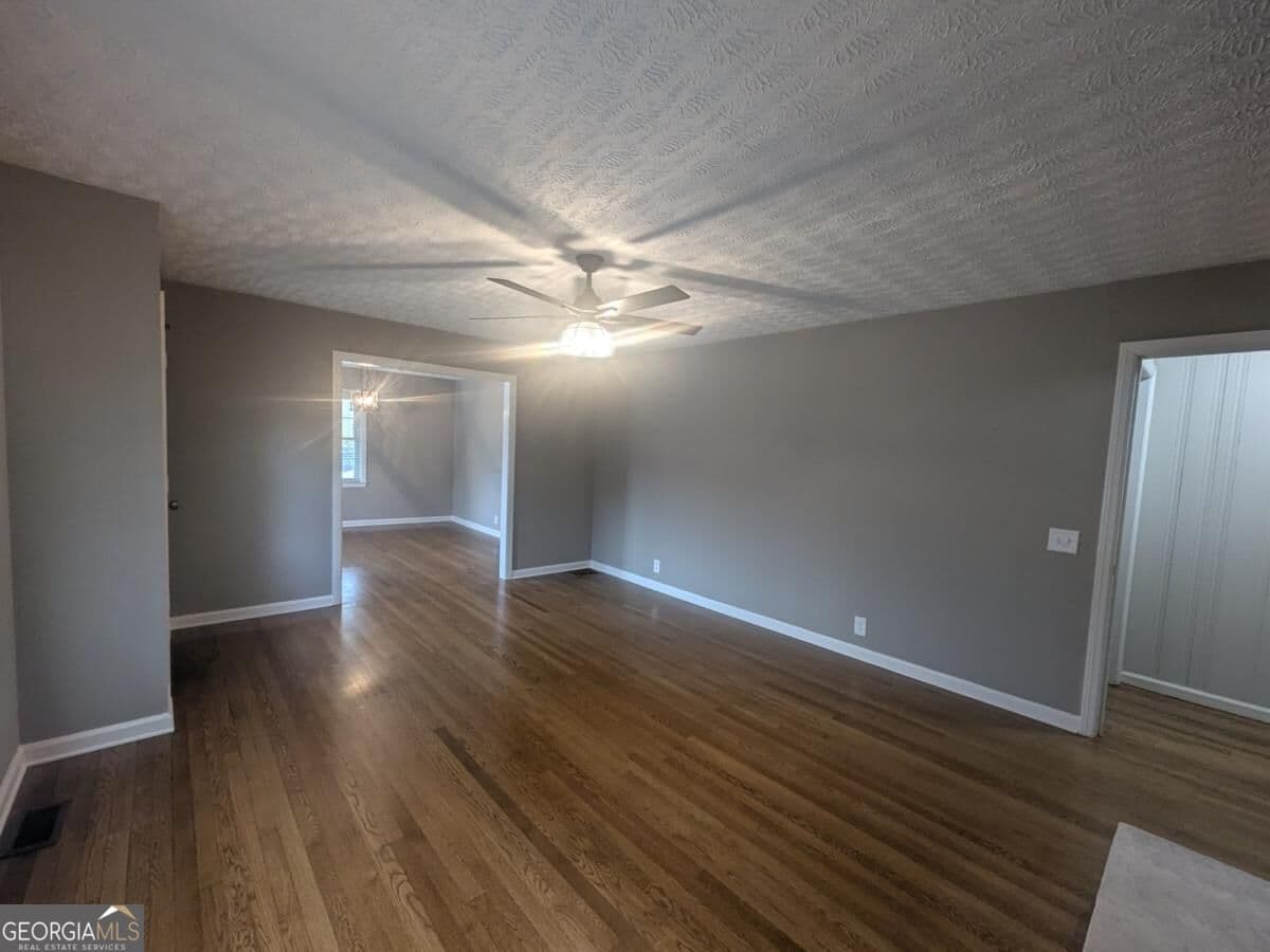 3 bedroom, 2 bathroom single family residence for rent at 6115 Jewell Bennett Road, Dawsonville, GA 30534 for $2,200 a month — photo 10