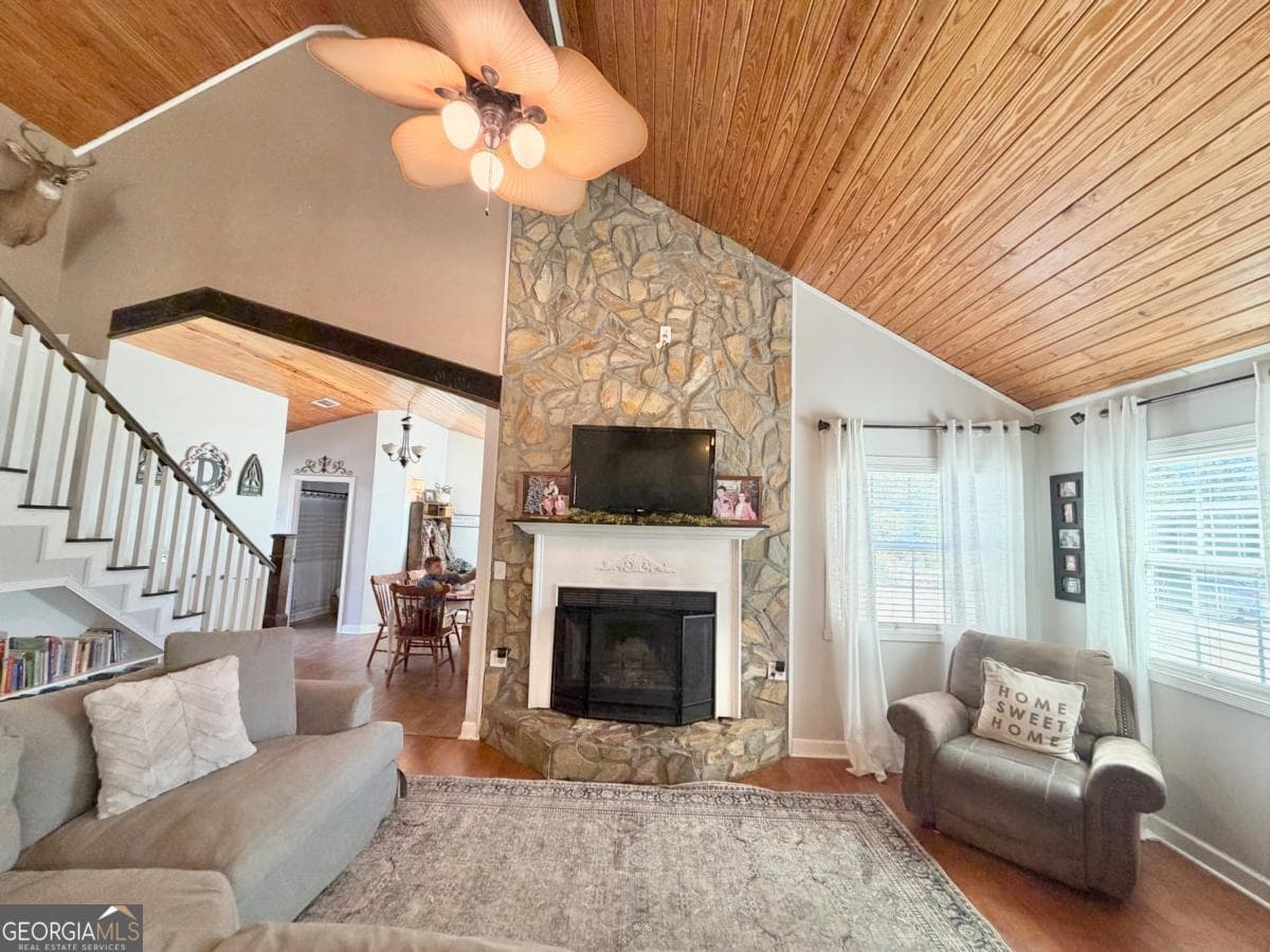 3 bedroom, 2 bathroom, 1,795 sq ft single family residence for sale at 3231 Pear Avenue, Patterson, GA 31557 — photo 8