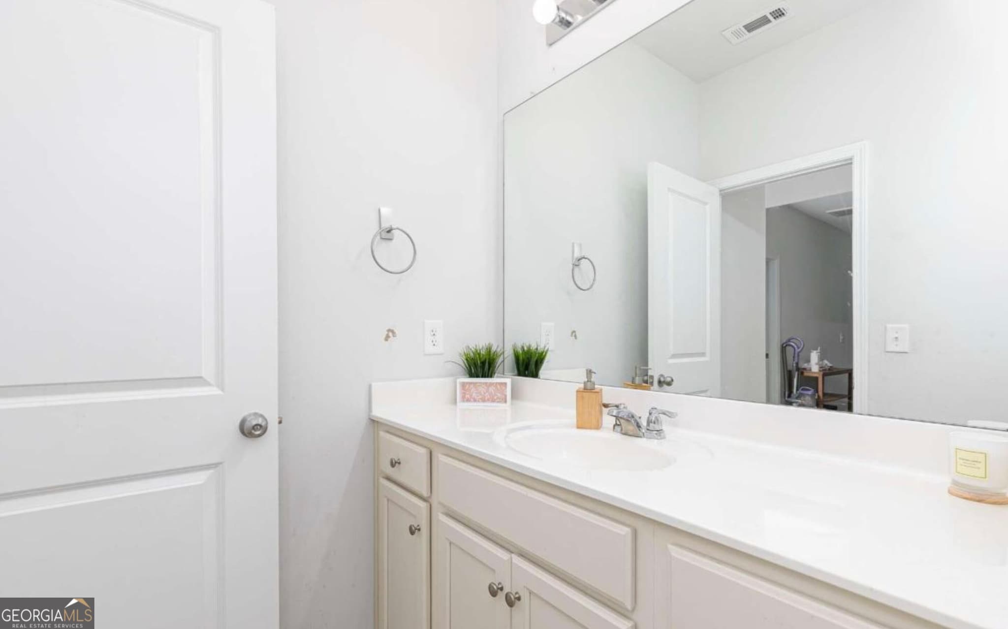 5 bedroom, 3 bathroom, 2,896 sq ft single family residence for sale at 75 Deven Drive, Dallas, GA 30132 — photo 10