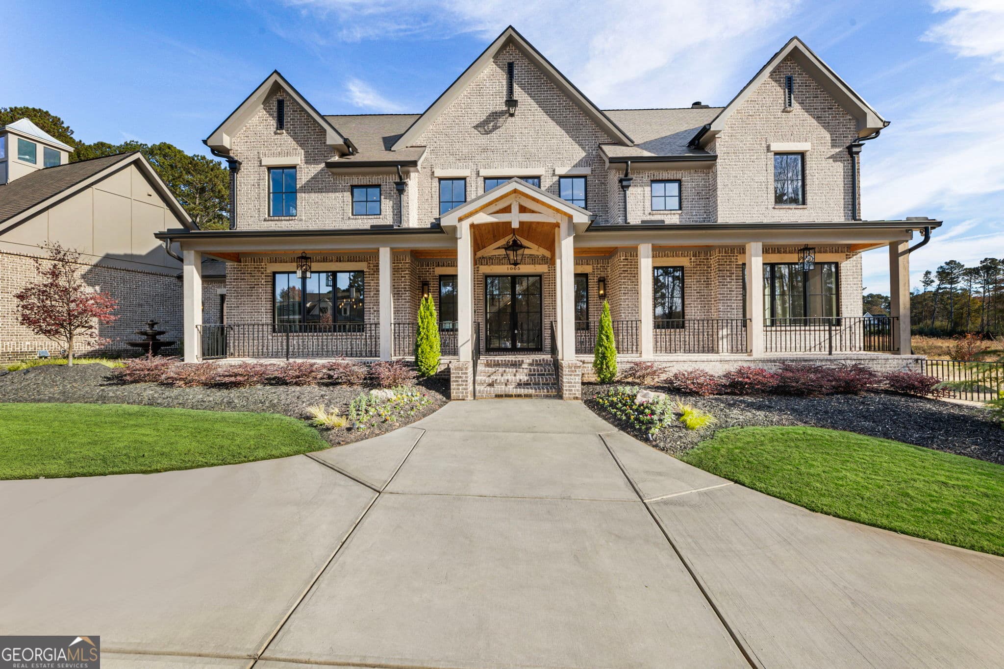7 bedroom, 8.5 bathroom, 7,911 sq ft single family residence for sale at 1005 Haddie Way, Alpharetta, GA 30004 — photo 6
