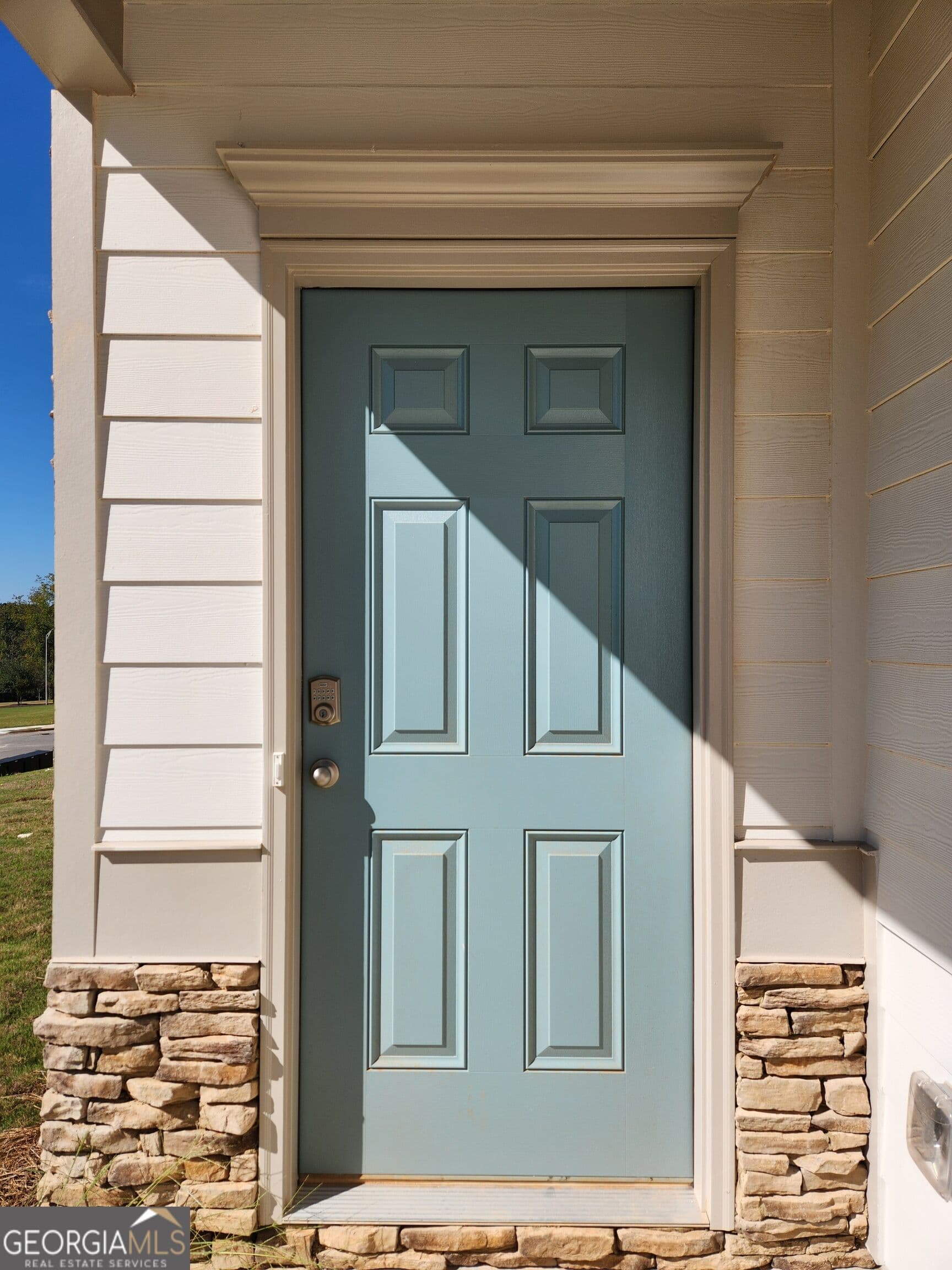 3 bedroom, 2.5 bathroom, 1,804 sq ft townhouse for sale at 63 Umber Lane LOT 40, Newnan, GA 30263 — photo 3