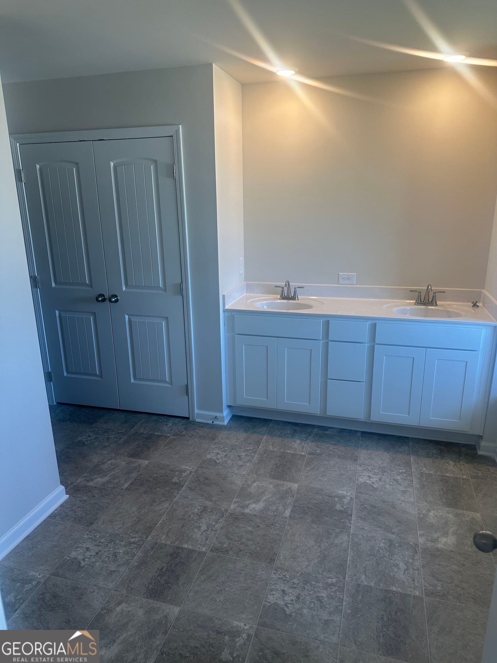 3 bedroom, 2.5 bathroom, 1,804 sq ft townhouse for sale at 63 Umber Lane LOT 40, Newnan, GA 30263 — photo 10
