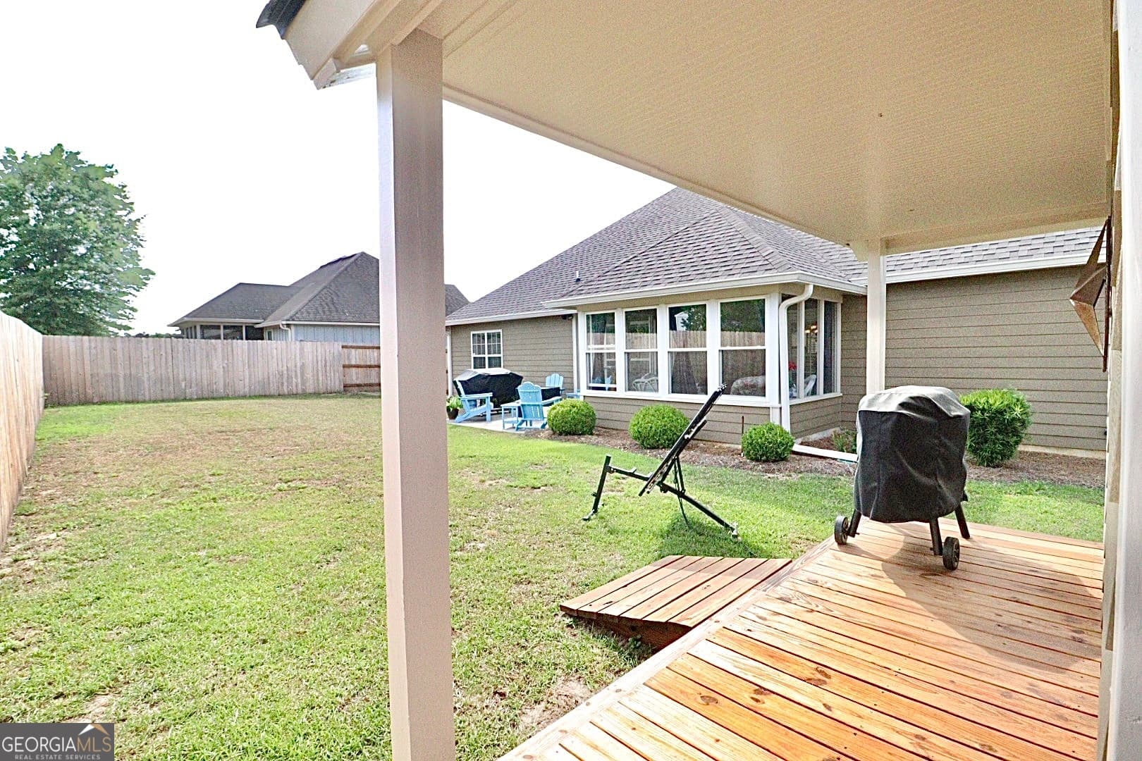 4 bedroom, 2 bathroom, 1,801 sq ft single family residence for sale at 5113 Abbott Circle, Hahira, GA 31632 — photo 6