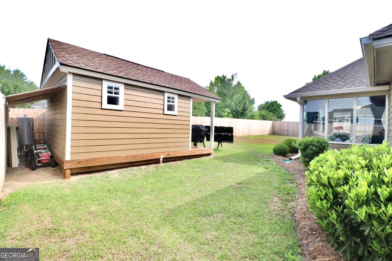 4 bedroom, 2 bathroom, 1,801 sq ft single family residence for sale at 5113 Abbott Circle, Hahira, GA 31632 — photo 5