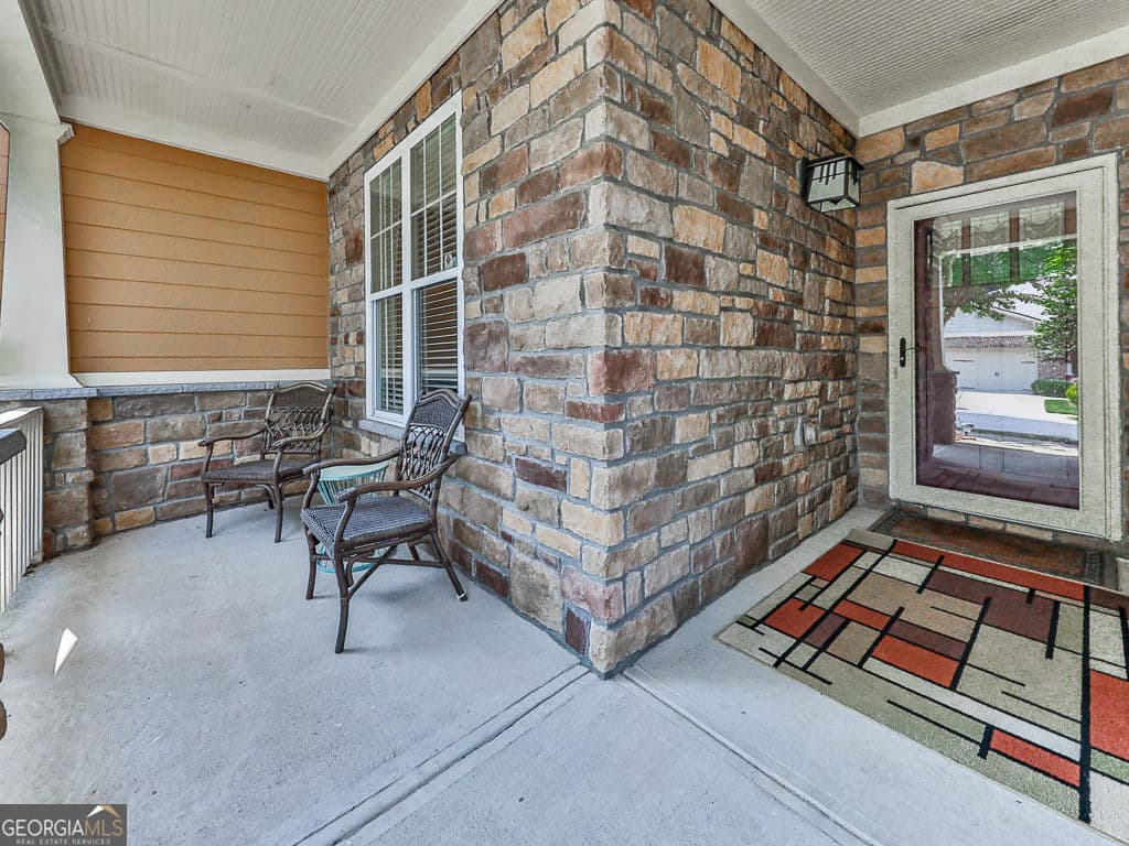 2 bedroom, 2 bathroom, 2,310 sq ft single family residence for sale at 616 Laurel Crossing, Canton, GA 30114 — photo 6