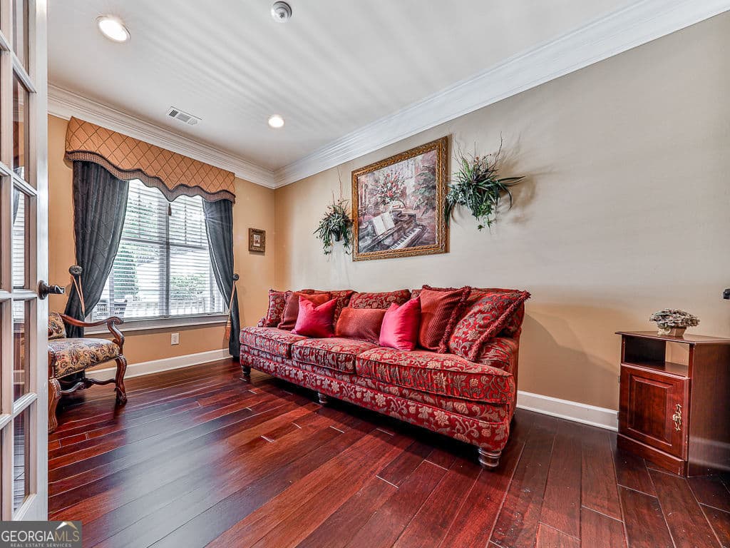 2 bedroom, 2 bathroom, 2,310 sq ft single family residence for sale at 616 Laurel Crossing, Canton, GA 30114 — photo 9