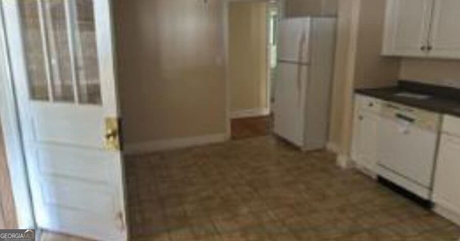2 bedroom, 1 bathroom, 1,200 sq ft single family residence for sale at 7 Pine Avenue, Butler, GA 31006 — photo 4