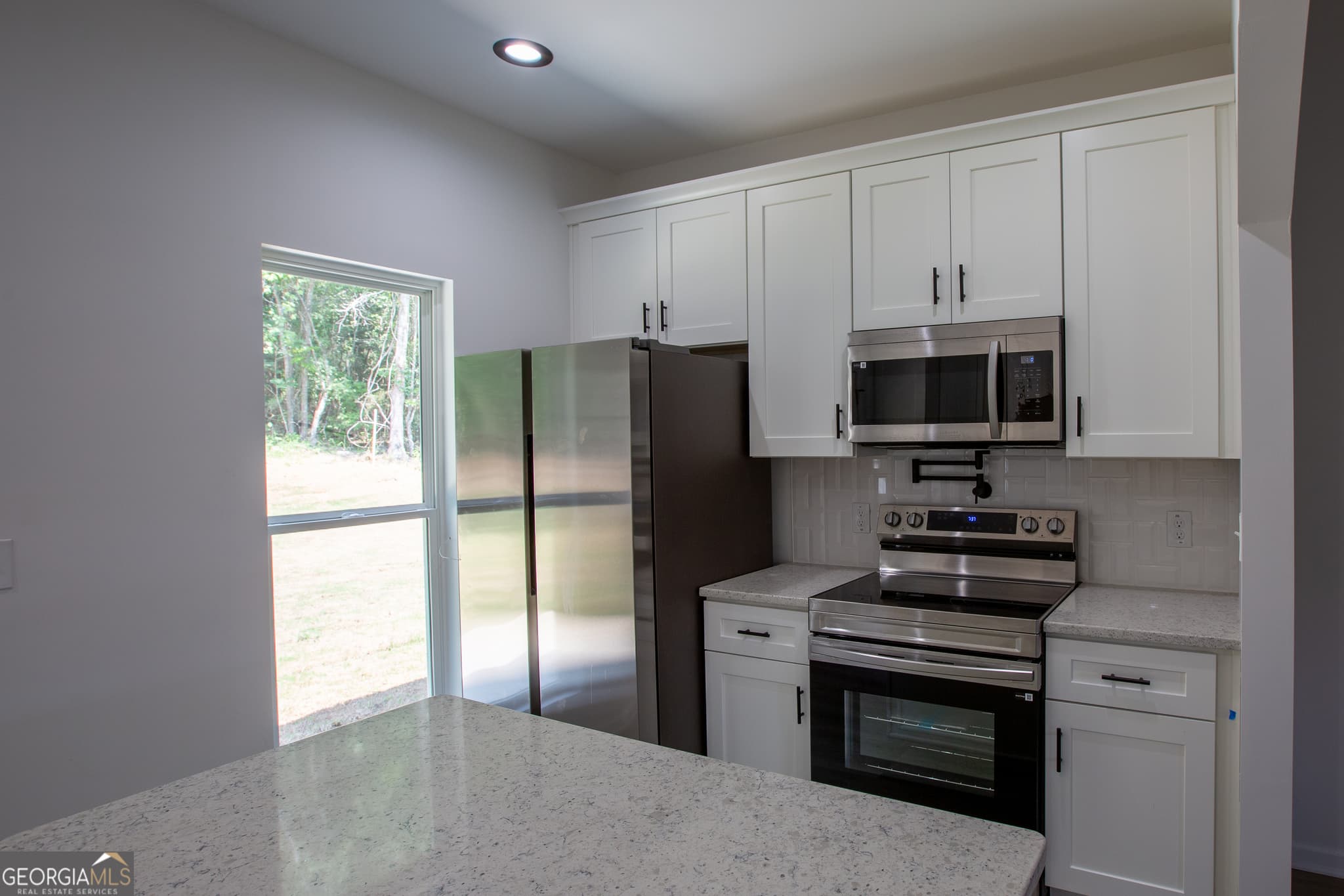 3 bedroom, 2 bathroom, 1,230 sq ft single family residence under contract at 61 Rc Allen Drive, Columbus, GA 31907 — photo 5