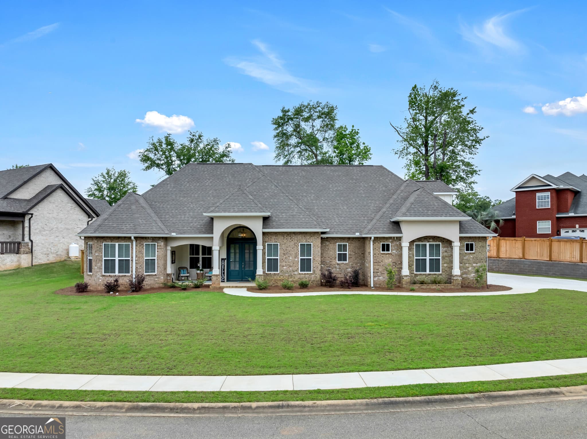4 bedroom, 3.5 bathroom, 2,856 sq ft single family residence sold at 303 Wilsons Creek Bend, Bonaire, GA 31005