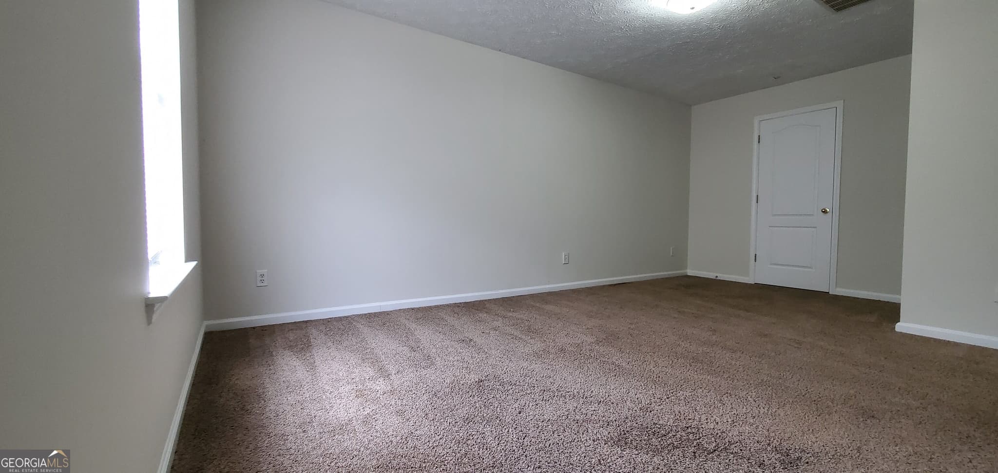 5 bedroom, 3 bathroom, 1,940 sq ft single family residence for rent at 10600 Redbud Lane, Jonesboro, GA 30238 for $1,950 a month — photo 9