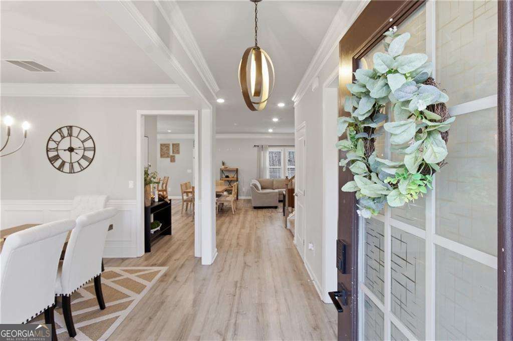 4 bedroom, 4 bathroom, 3,158 sq ft single family residence for sale at 106 Creekside Bluff Way, Auburn, GA 30011 — photo 6