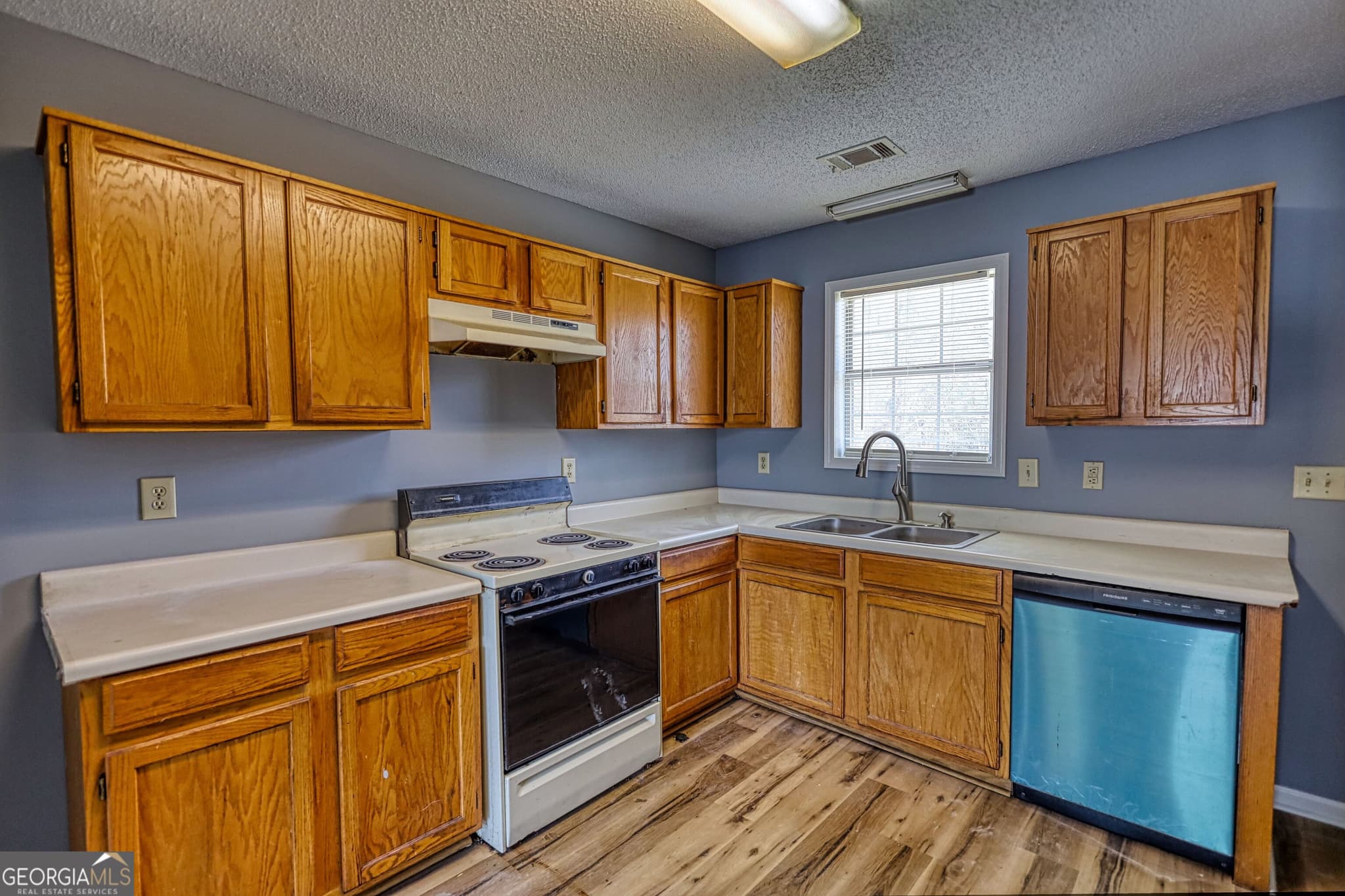 multi family,duplex for sale at 2313 Laura Court, Milledgeville, GA 31061 — photo 10
